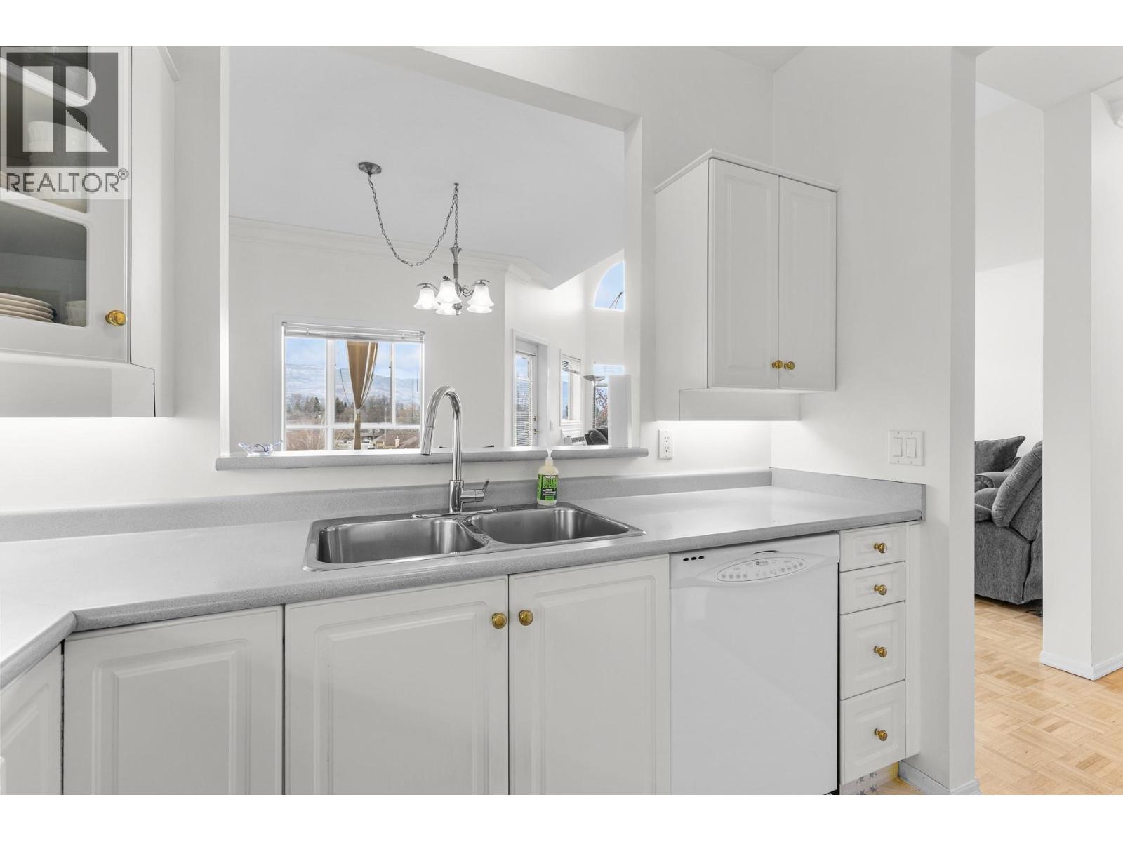 877 Klo Road Unit# 306, Kelowna, British Columbia  V1Y 9R1 - Photo 11 - 10379764