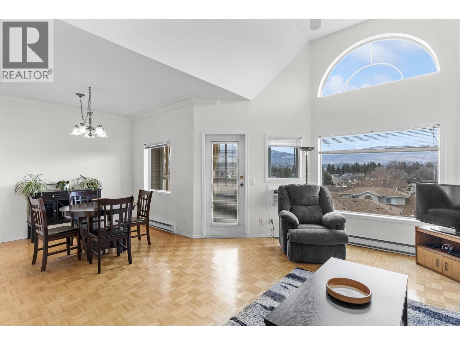 877 Klo Road Unit# 306, Kelowna, British Columbia  V1Y 9R1 - Photo 2 - 10379764