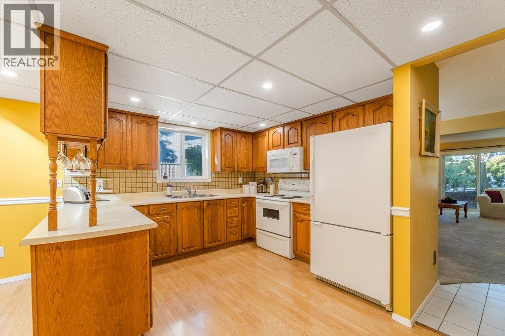 1950 Burtch Road Unit# 10, Kelowna, British Columbia  V1Y 4B2 - Photo 16 - 10380138