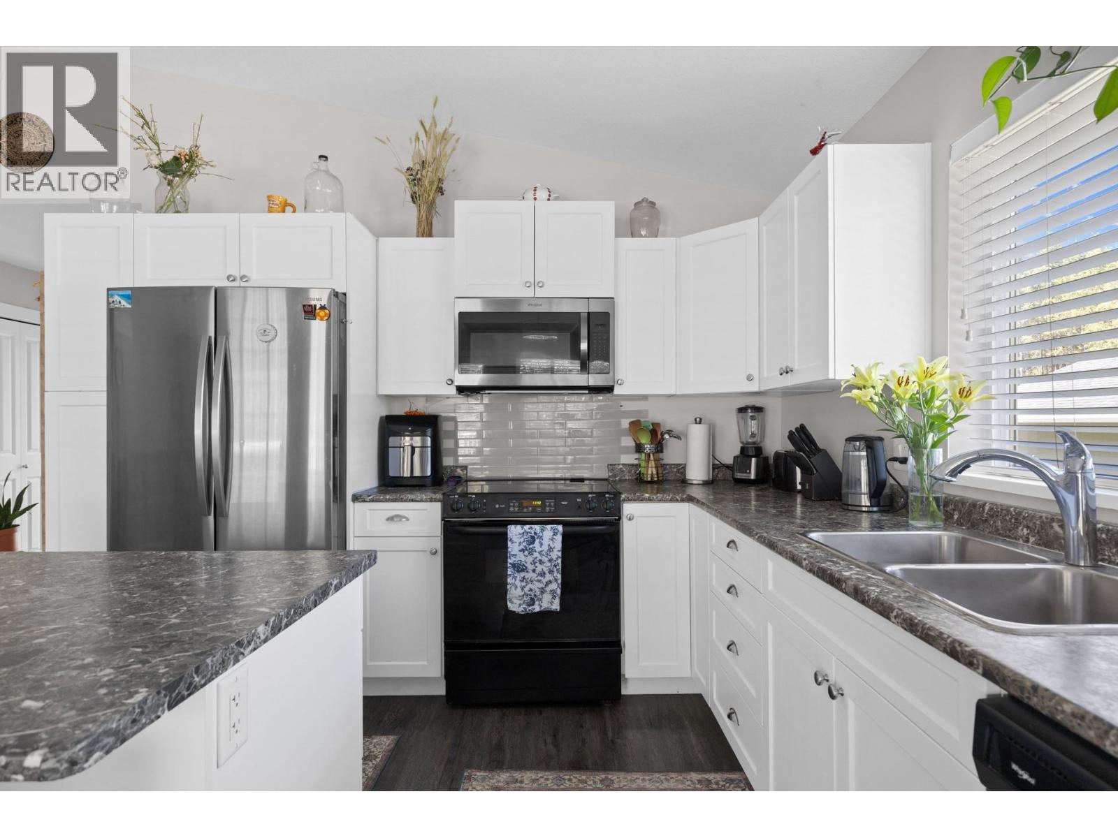 690 Muir Road, Kelowna, British Columbia  V1Z 3W2 - Photo 10 - 10379973