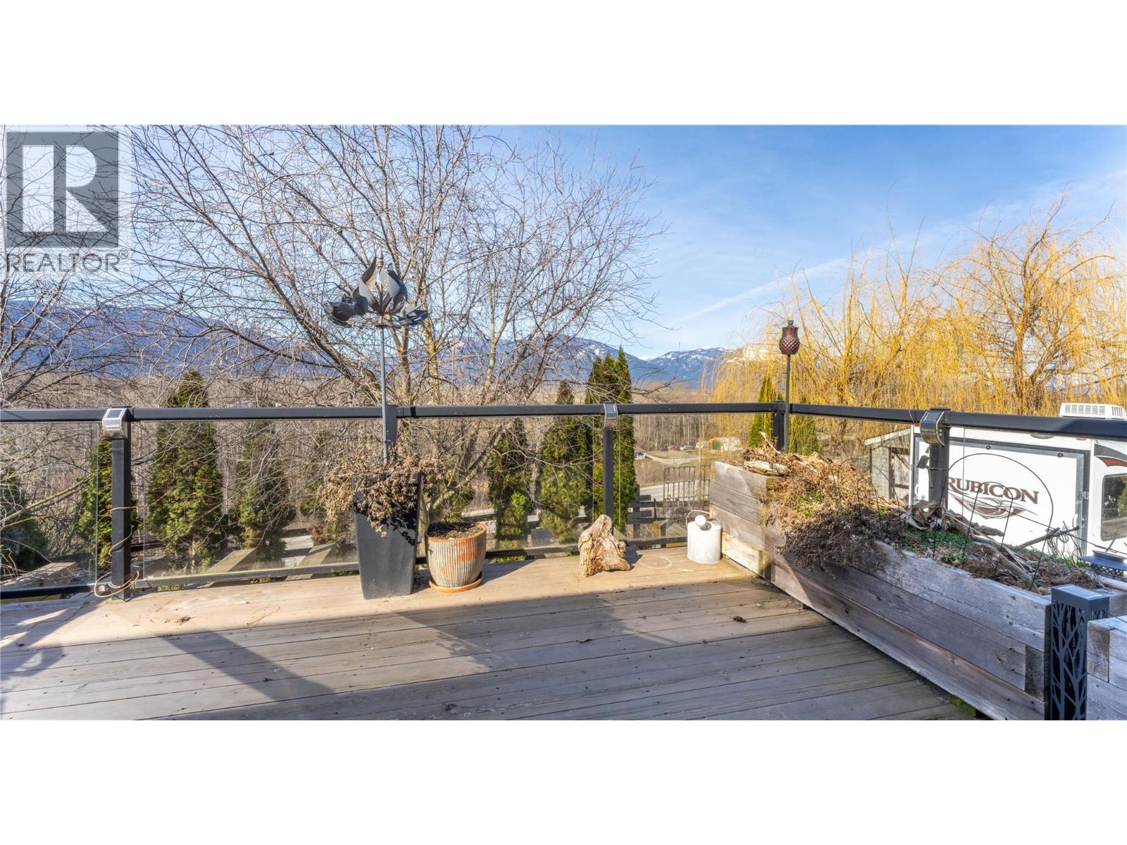 235 3rd Avenue S, Creston, British Columbia  V0B 1G3 - Photo 16 - 10379886