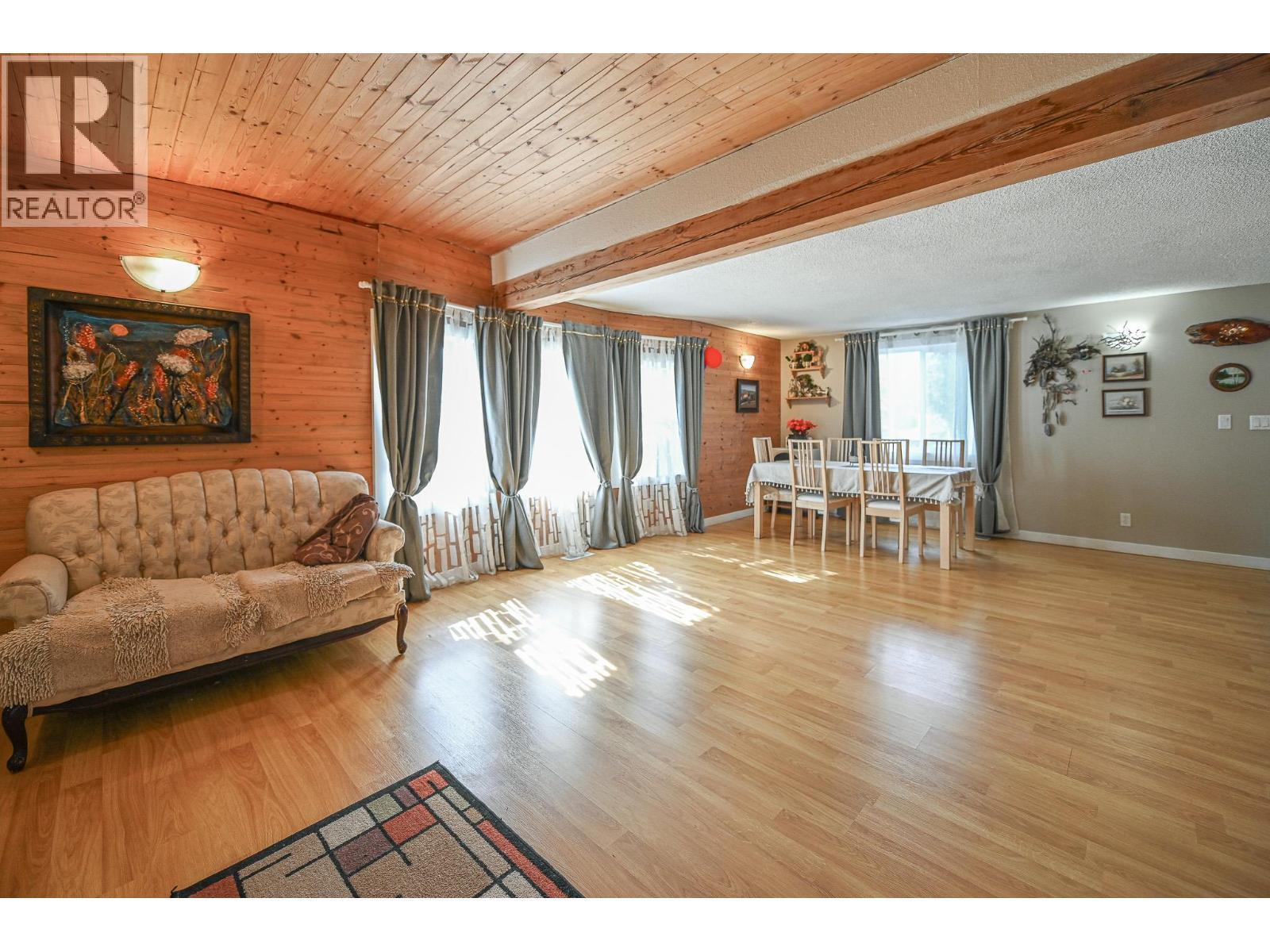 4981 Spruce Avenue, Canal Flats, British Columbia  v0b 1b0 - Photo 11 - 10379860