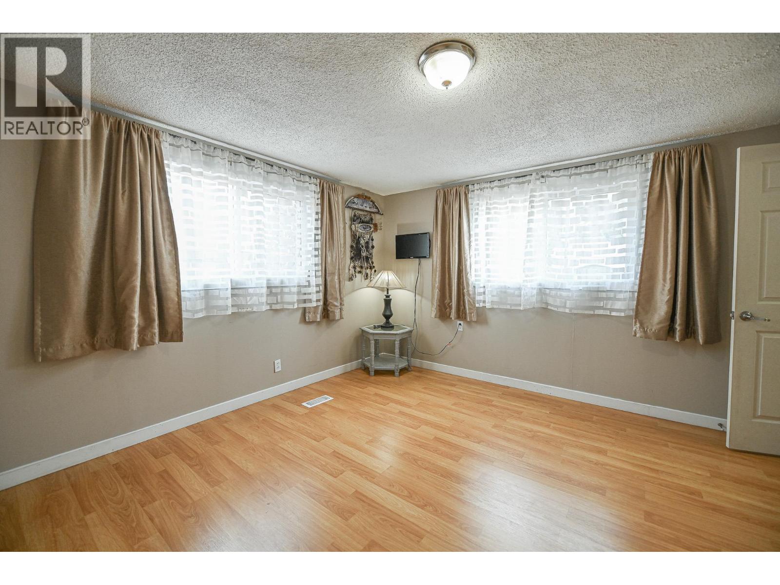 4981 Spruce Avenue, Canal Flats, British Columbia  v0b 1b0 - Photo 32 - 10379860