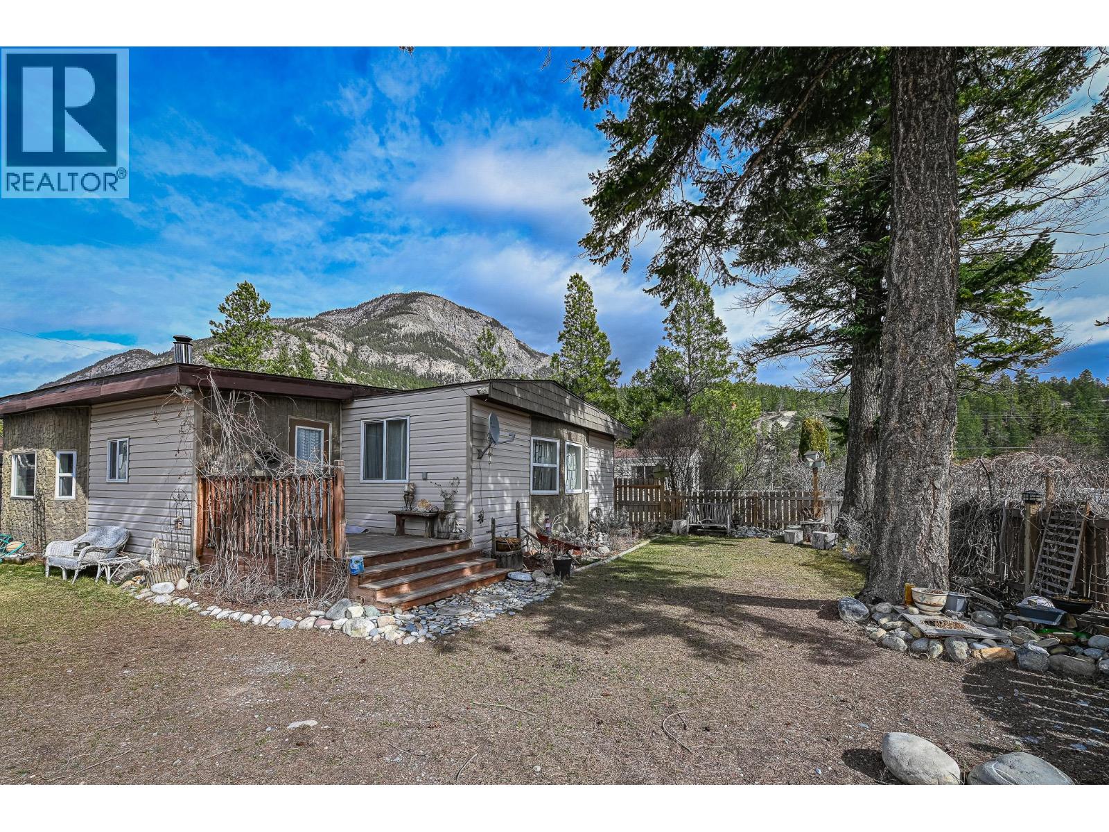 4981 Spruce Avenue, Canal Flats, British Columbia  v0b 1b0 - Photo 54 - 10379860