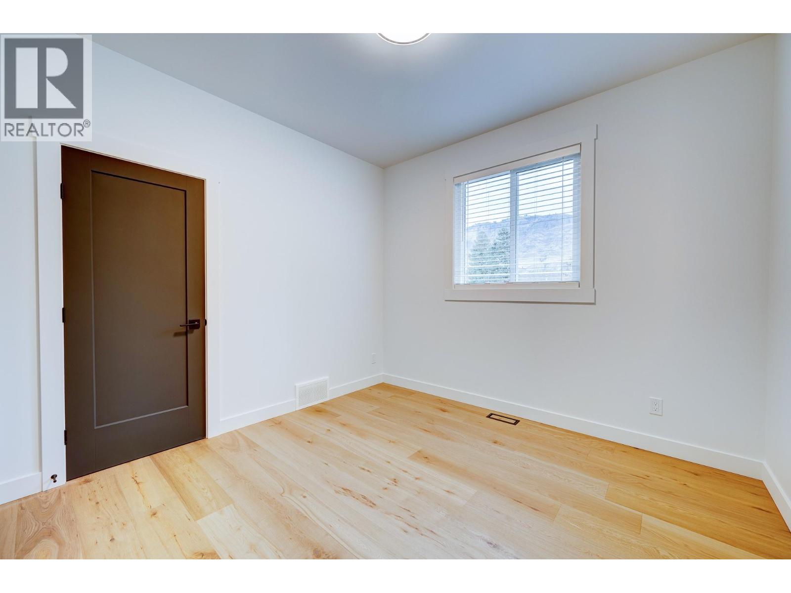 2244 Valleyview Drive, Kamloops, British Columbia  V2C 4C7 - Photo 16 - 10380100