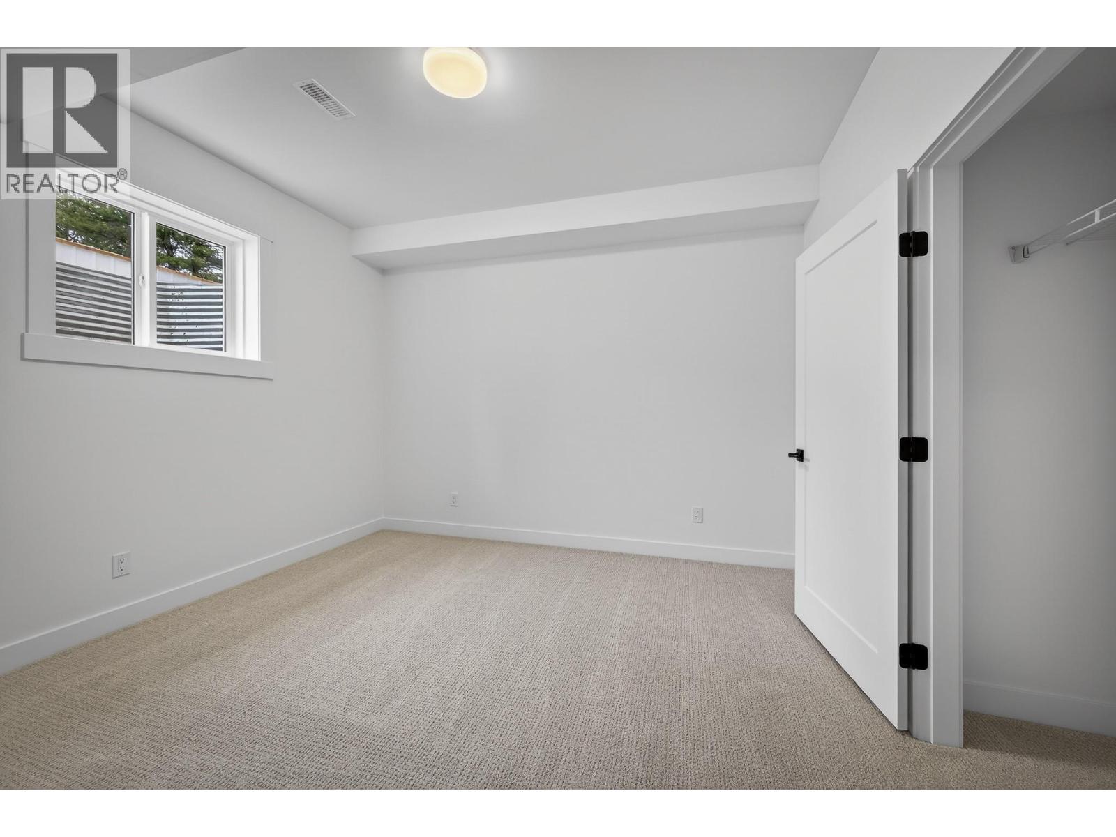 2244 Valleyview Drive, Kamloops, British Columbia  V2C 4C7 - Photo 27 - 10380100