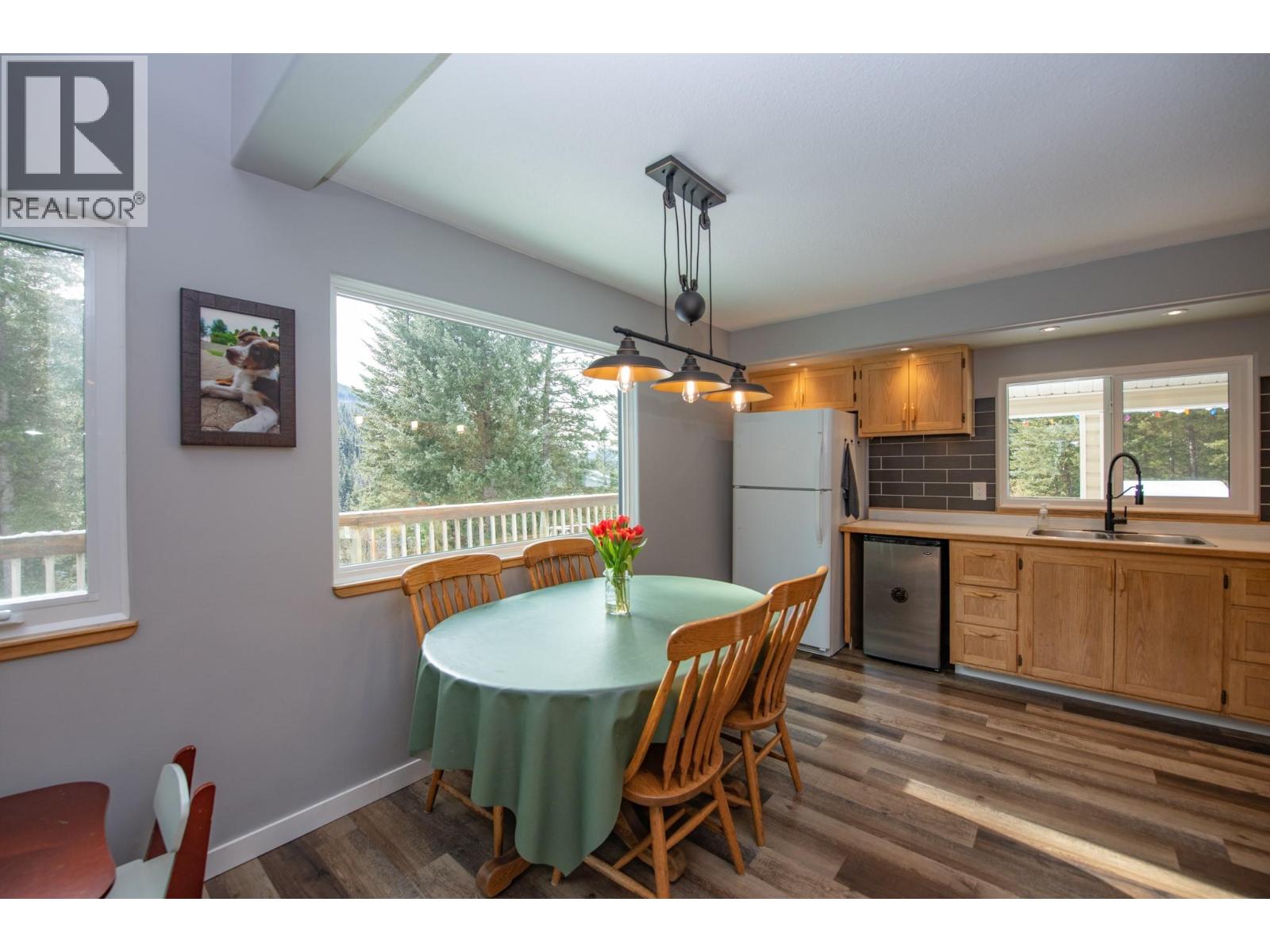 7250 China Valley Road, Falkland, British Columbia  V0E 1W1 - Photo 12 - 10379932