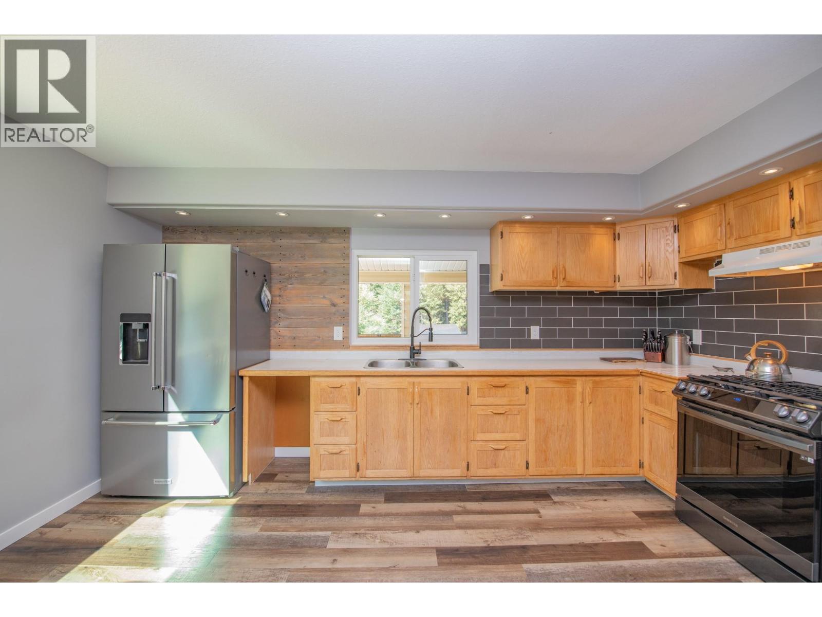 7250 China Valley Road, Falkland, British Columbia  V0E 1W1 - Photo 67 - 10379932