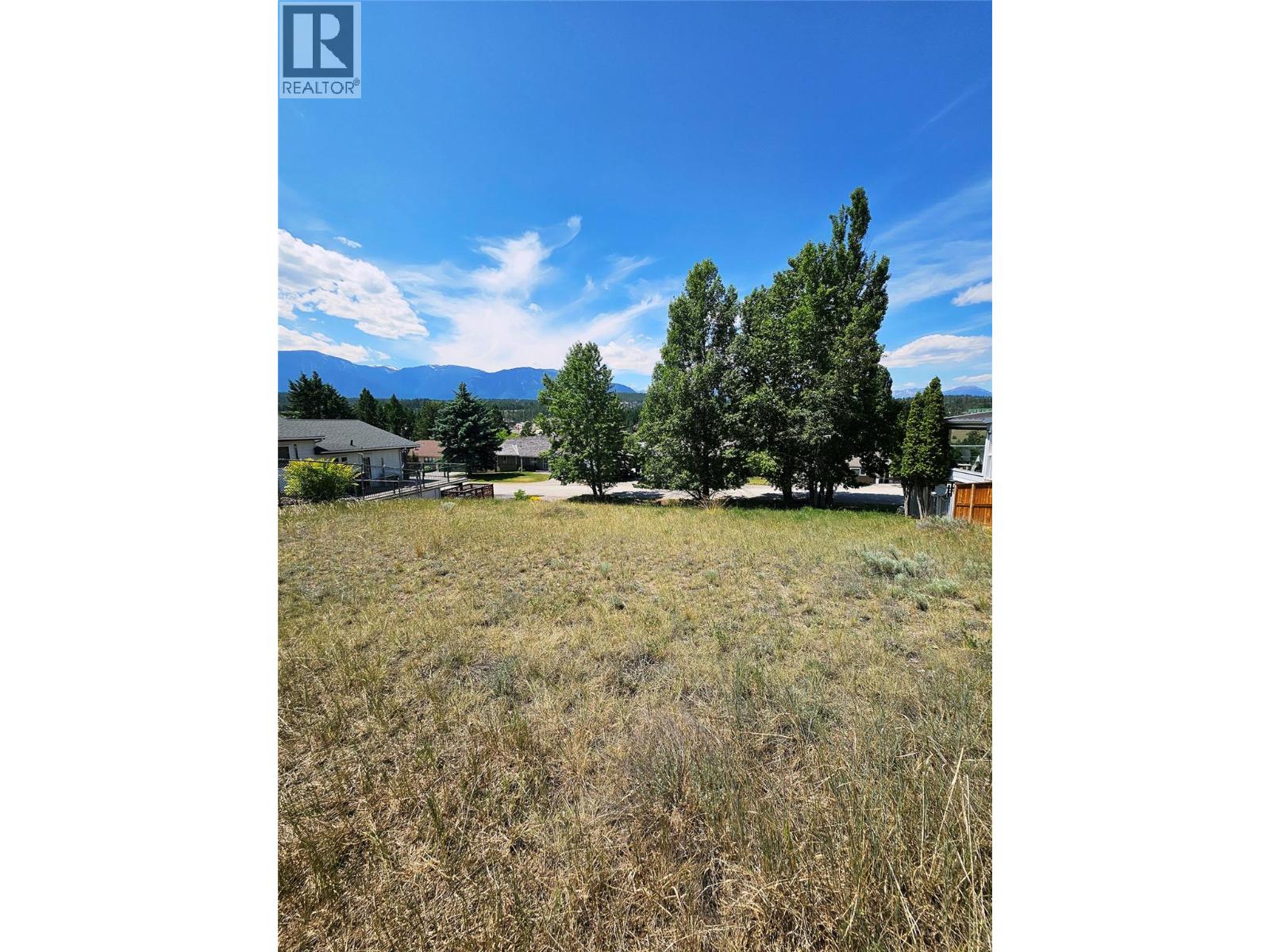 1707 3rd Avenue, Invermere, British Columbia  V0A 1K4 - Photo 4 - 10380031