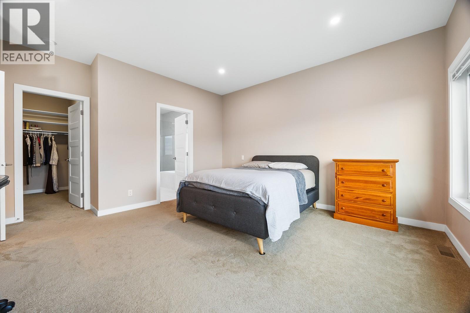 687 Acadia Street, Kelowna, British Columbia  V1V 0A8 - Photo 15 - 10379920