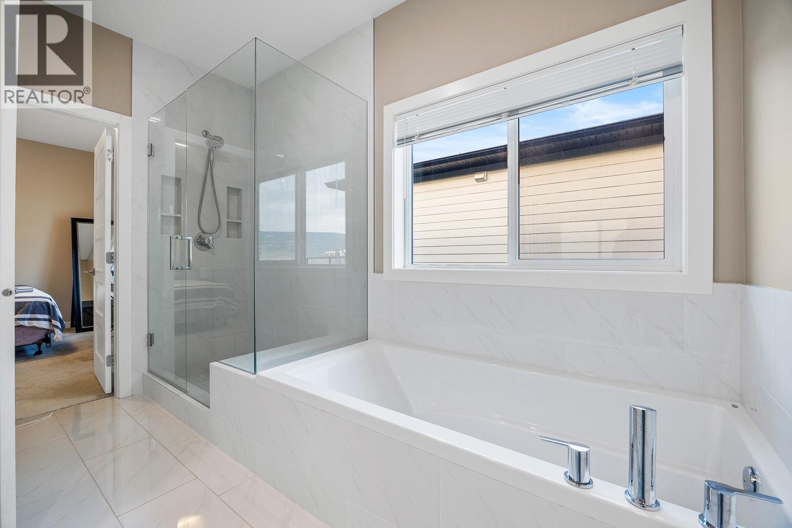 687 Acadia Street, Kelowna, British Columbia  V1V 0A8 - Photo 18 - 10379920