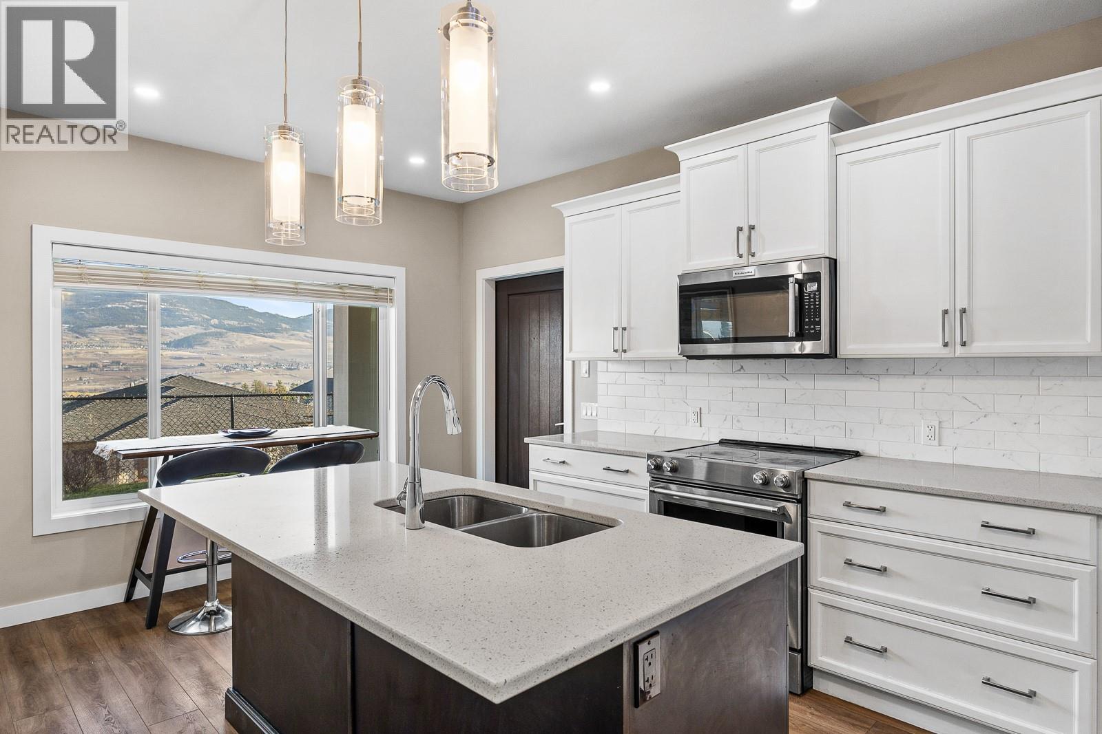 687 Acadia Street, Kelowna, British Columbia  V1V 0A8 - Photo 25 - 10379920