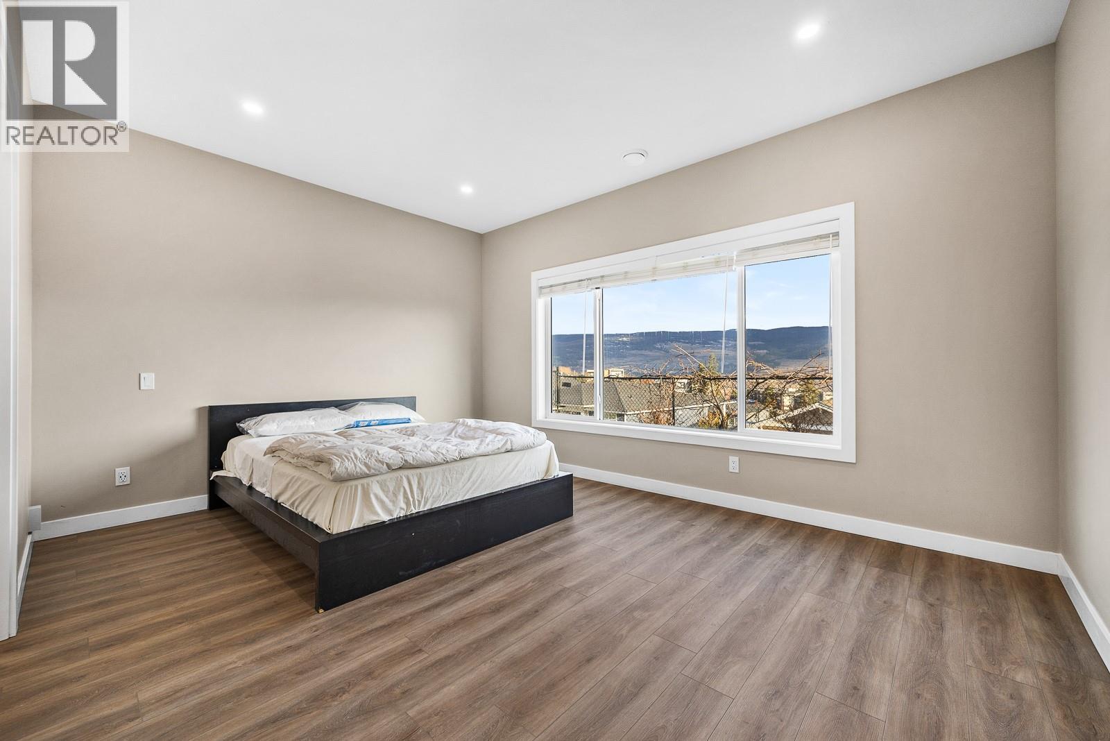 687 Acadia Street, Kelowna, British Columbia  V1V 0A8 - Photo 30 - 10379920