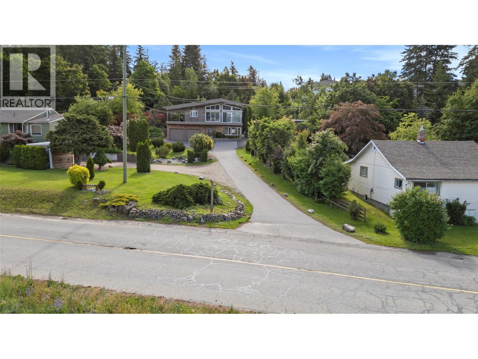 1280 Lakeshore Road Ne, Salmon Arm, British Columbia  V1E 2V7 - Photo 25 - 10379433