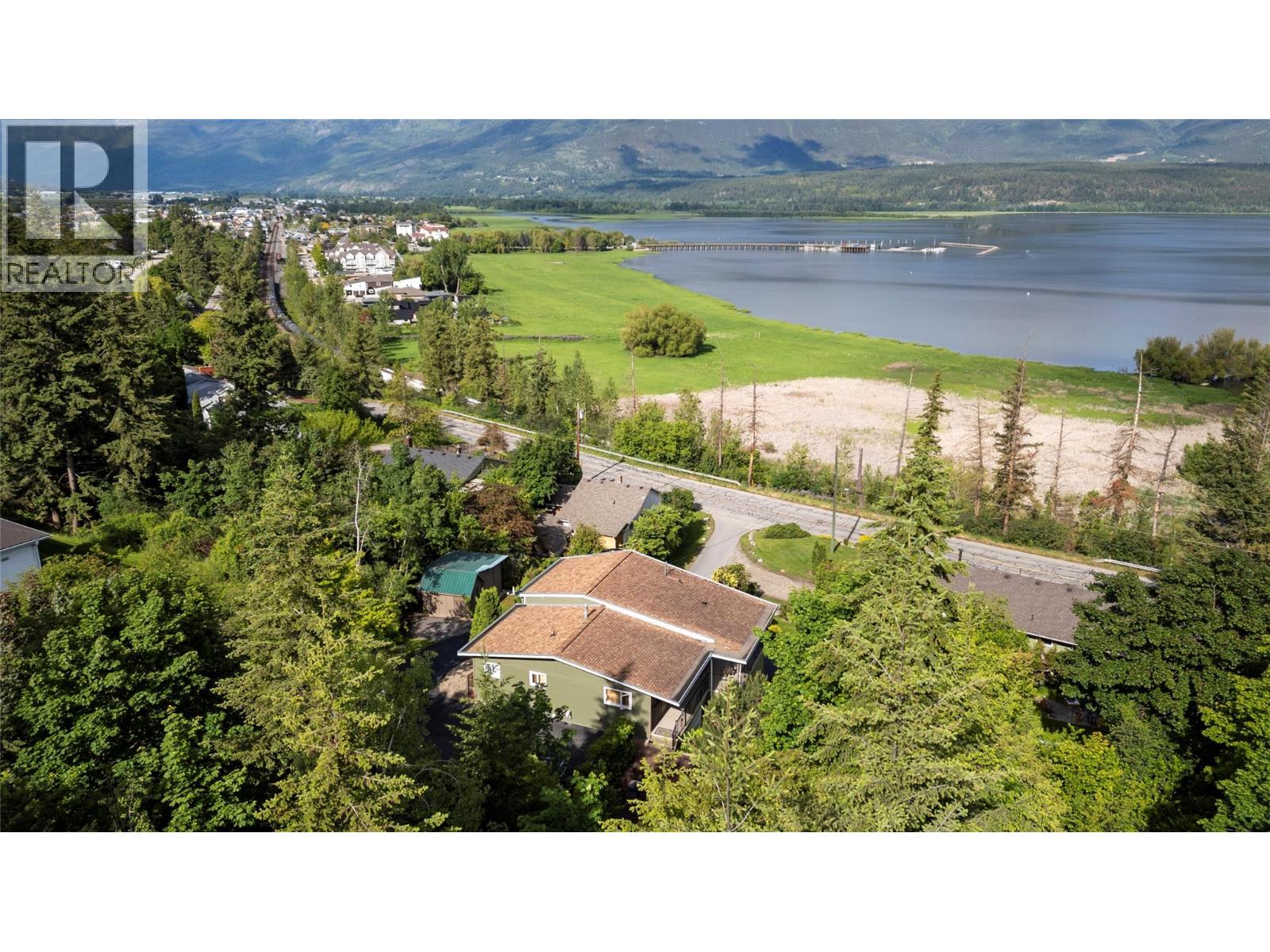 1280 Lakeshore Road Ne, Salmon Arm, British Columbia  V1E 2V7 - Photo 28 - 10379433