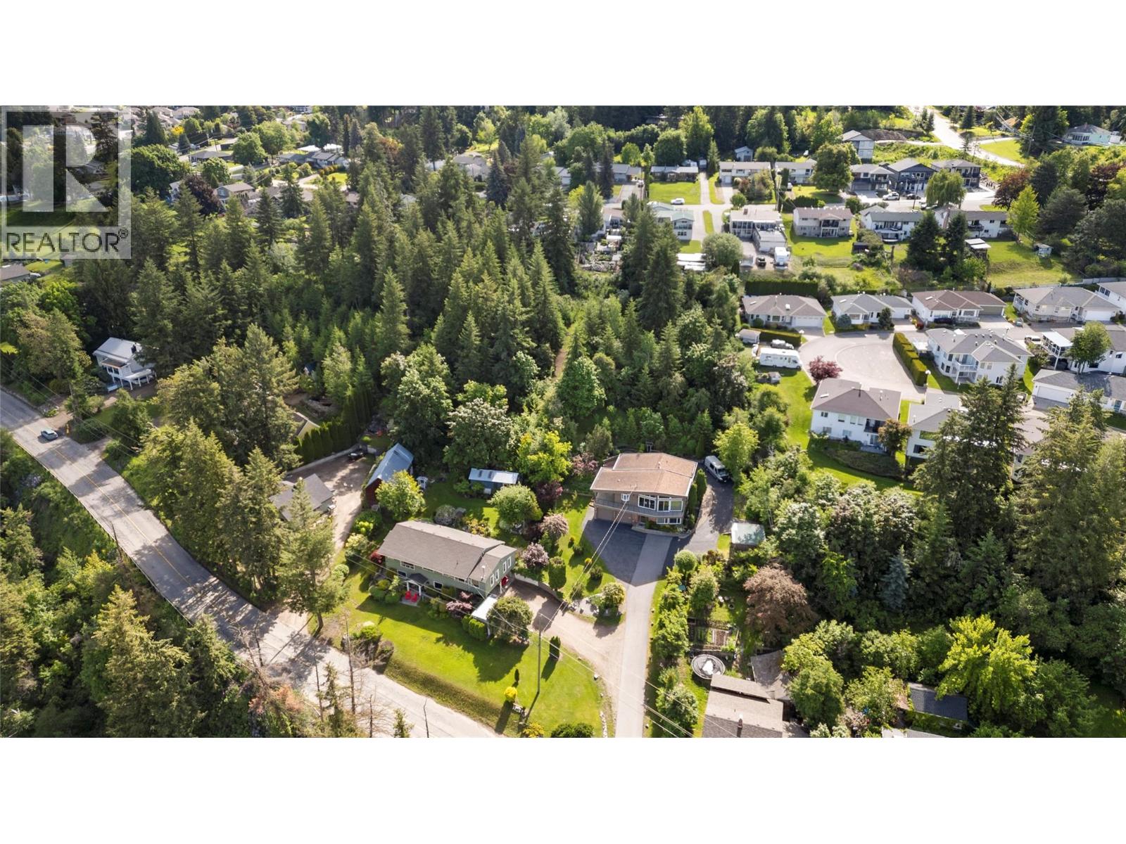 1280 Lakeshore Road Ne, Salmon Arm, British Columbia  V1E 2V7 - Photo 32 - 10379433