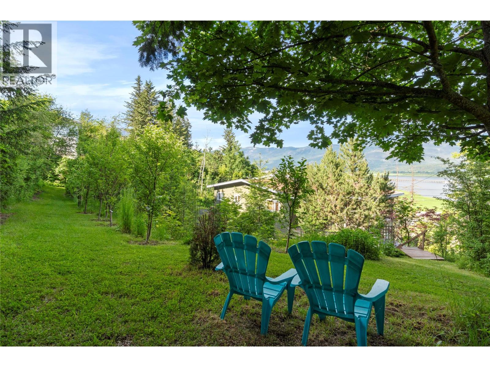 1280 Lakeshore Road Ne, Salmon Arm, British Columbia  V1E 2V7 - Photo 39 - 10379433