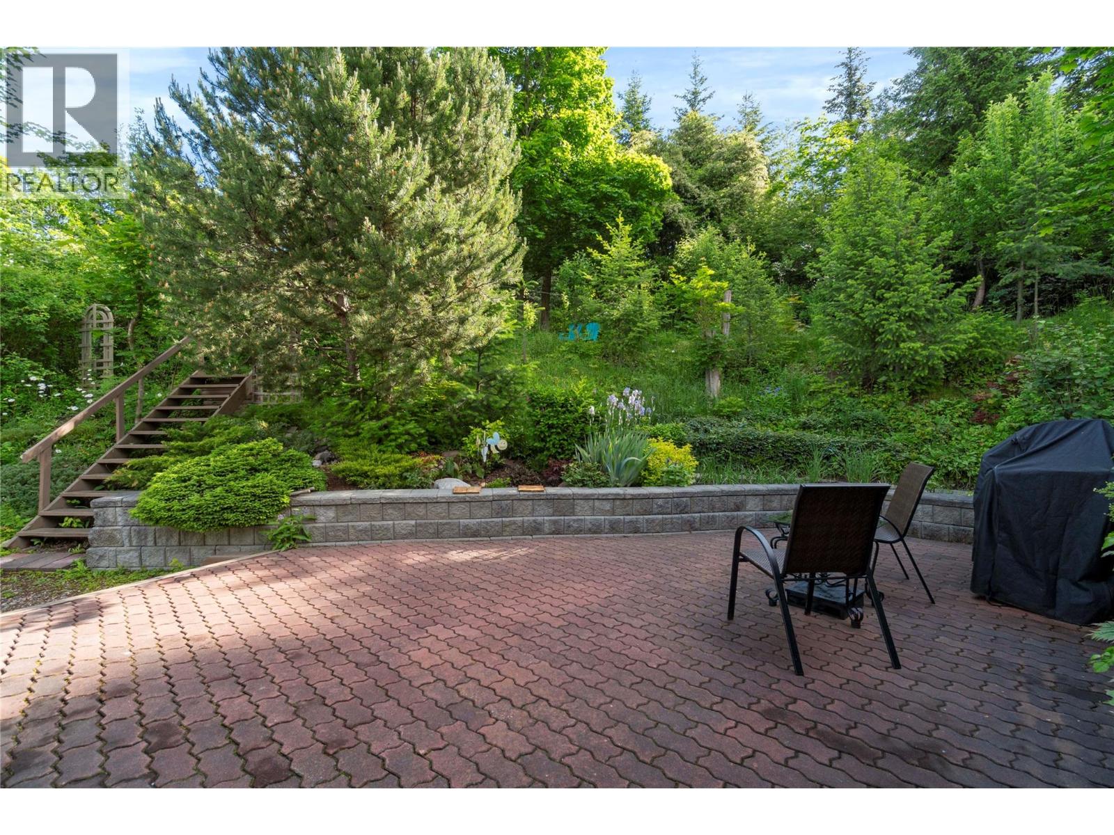 1280 Lakeshore Road Ne, Salmon Arm, British Columbia  V1E 2V7 - Photo 47 - 10379433
