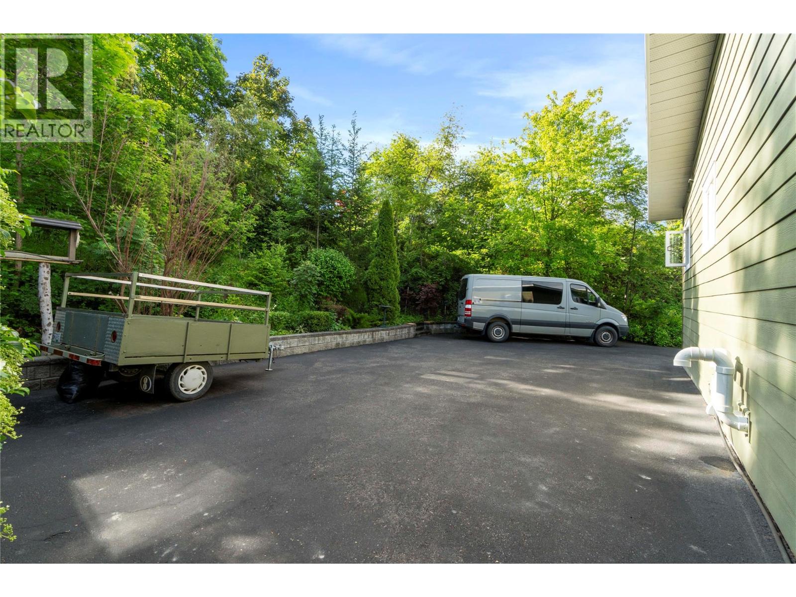 1280 Lakeshore Road Ne, Salmon Arm, British Columbia  V1E 2V7 - Photo 48 - 10379433