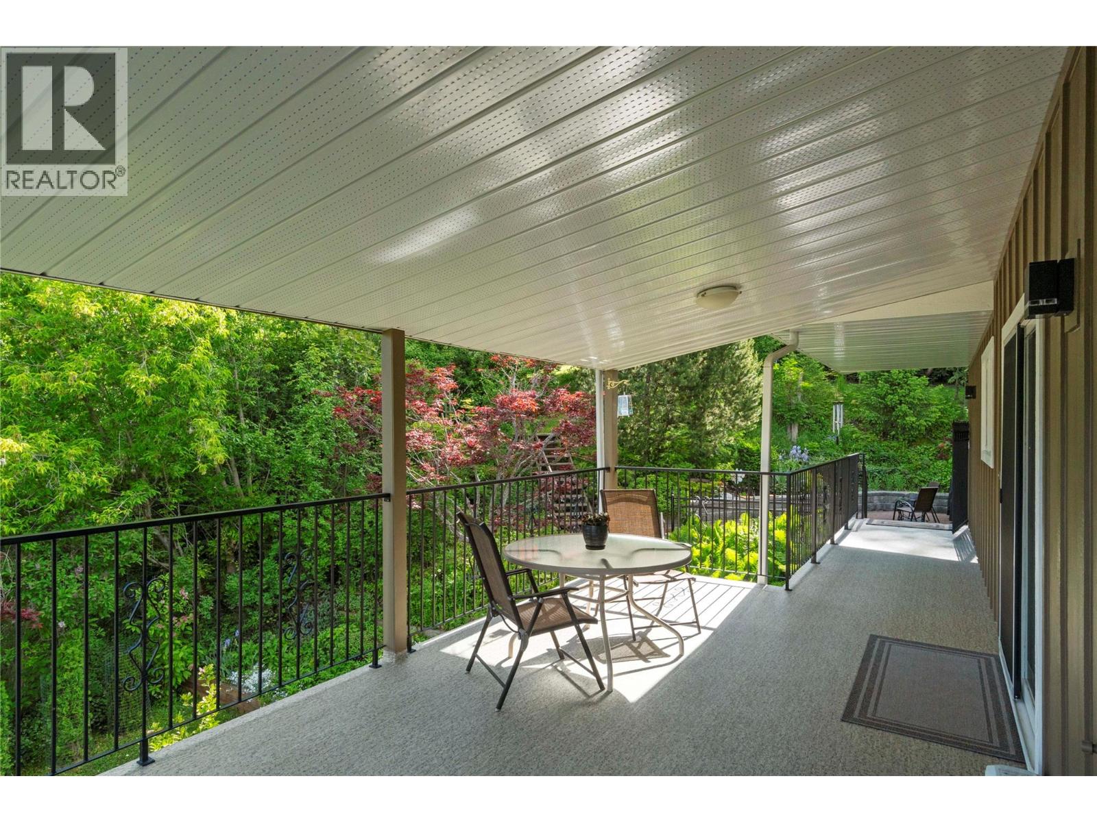 1280 Lakeshore Road Ne, Salmon Arm, British Columbia  V1E 2V7 - Photo 53 - 10379433