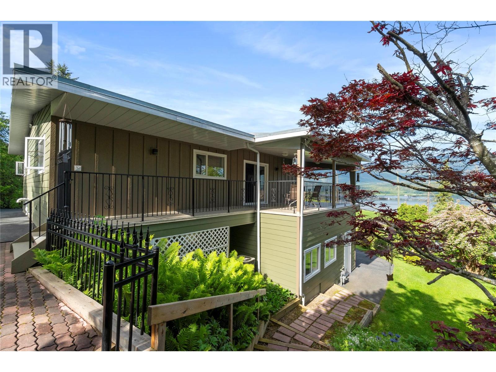 1280 Lakeshore Road Ne, Salmon Arm, British Columbia  V1E 2V7 - Photo 56 - 10379433