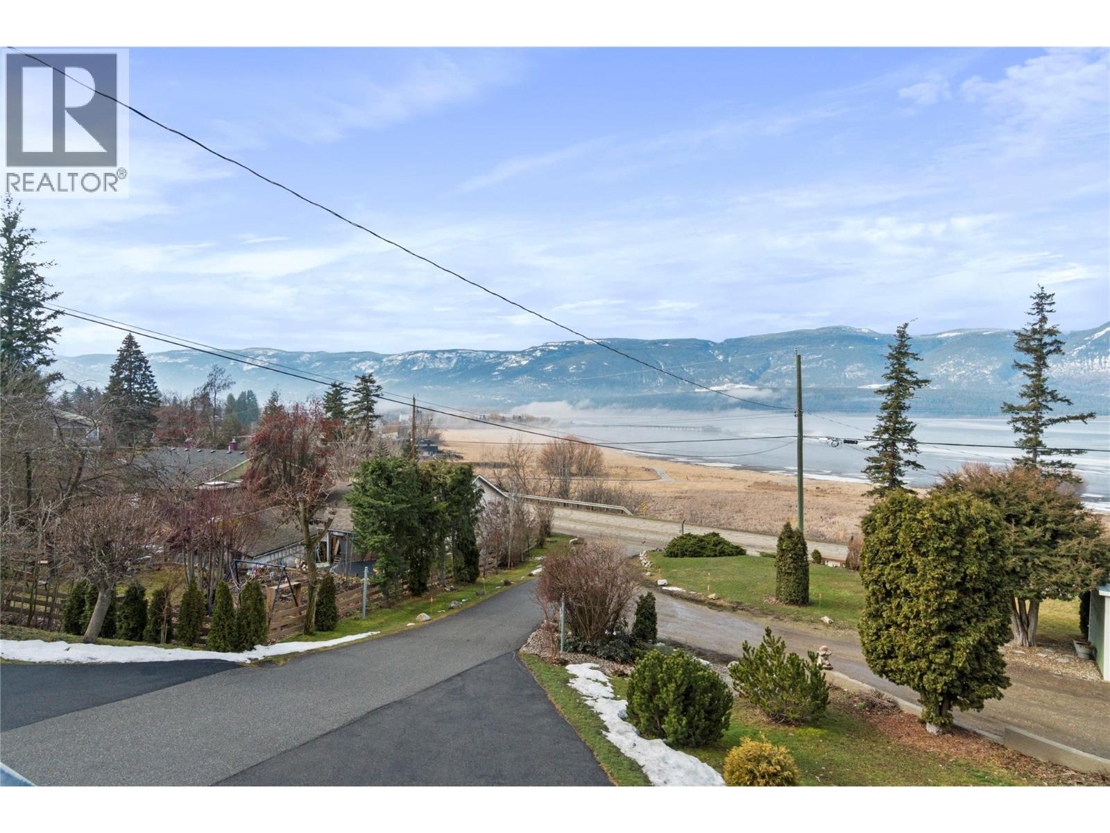1280 Lakeshore Road Ne, Salmon Arm, British Columbia  V1E 2V7 - Photo 66 - 10379433