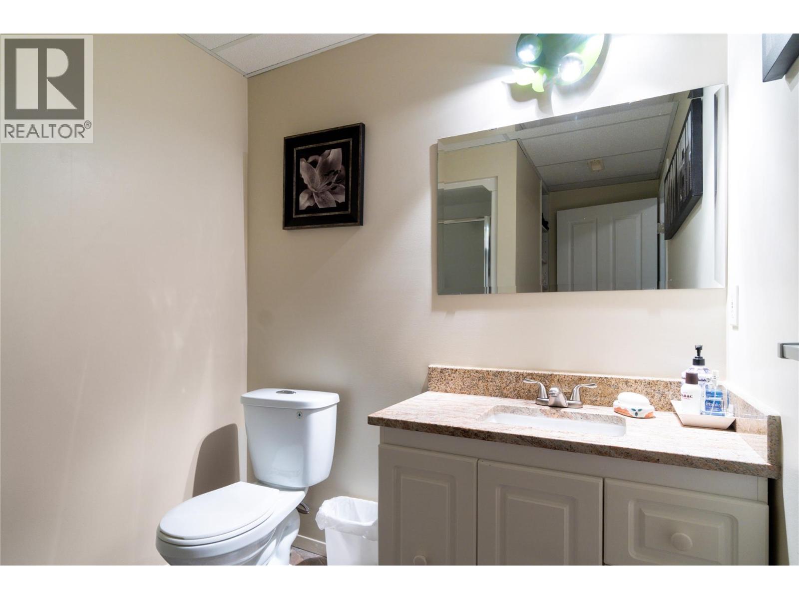 1280 Lakeshore Road Ne, Salmon Arm, British Columbia  V1E 2V7 - Photo 76 - 10379433
