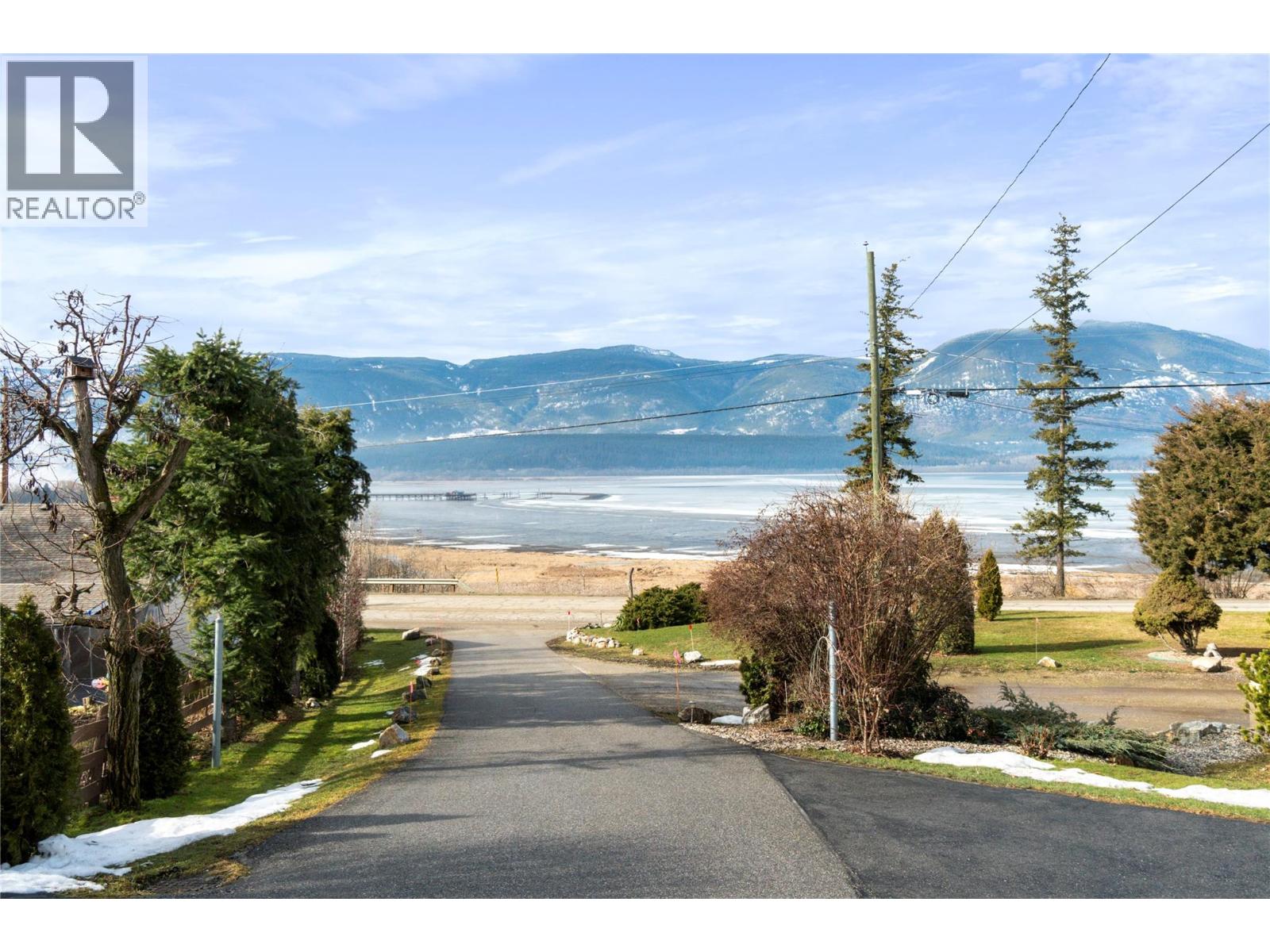 1280 Lakeshore Road Ne, Salmon Arm, British Columbia  V1E 2V7 - Photo 82 - 10379433
