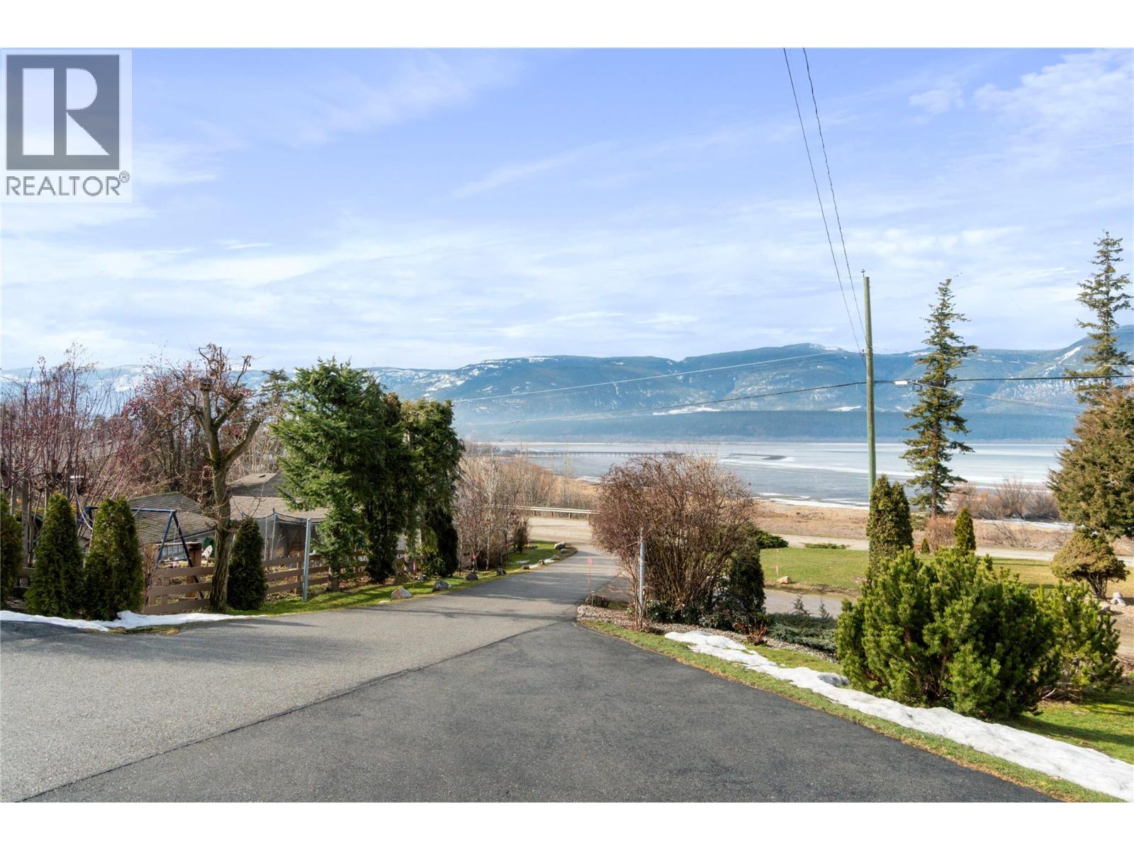 1280 Lakeshore Road Ne, Salmon Arm, British Columbia  V1E 2V7 - Photo 83 - 10379433