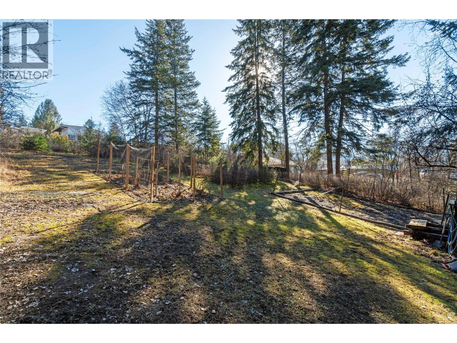 1280 Lakeshore Road Ne, Salmon Arm, British Columbia  V1E 2V7 - Photo 90 - 10379433