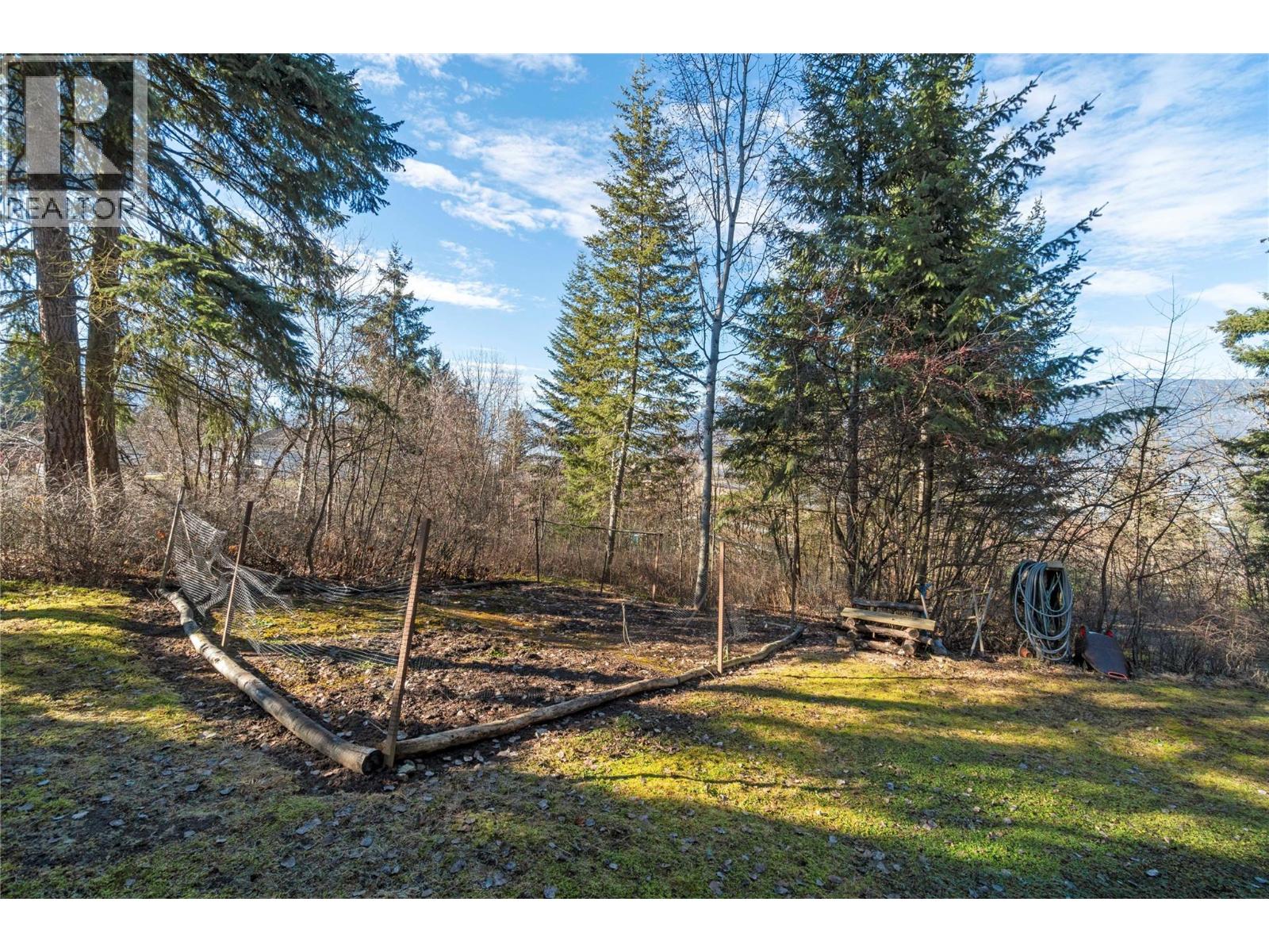 1280 Lakeshore Road Ne, Salmon Arm, British Columbia  V1E 2V7 - Photo 91 - 10379433