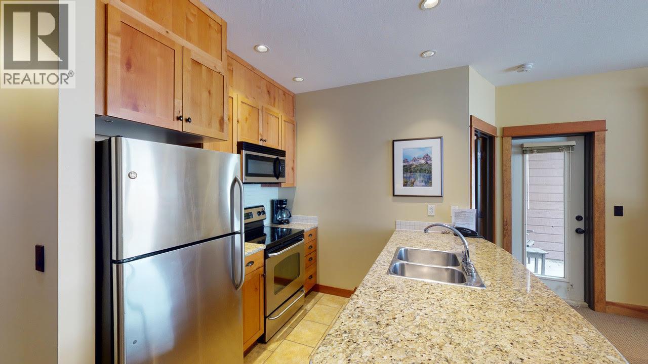4559 Timberline Crescent Unit# 613d, Fernie, British Columbia  V0B 1M6 - Photo 2 - 10379472