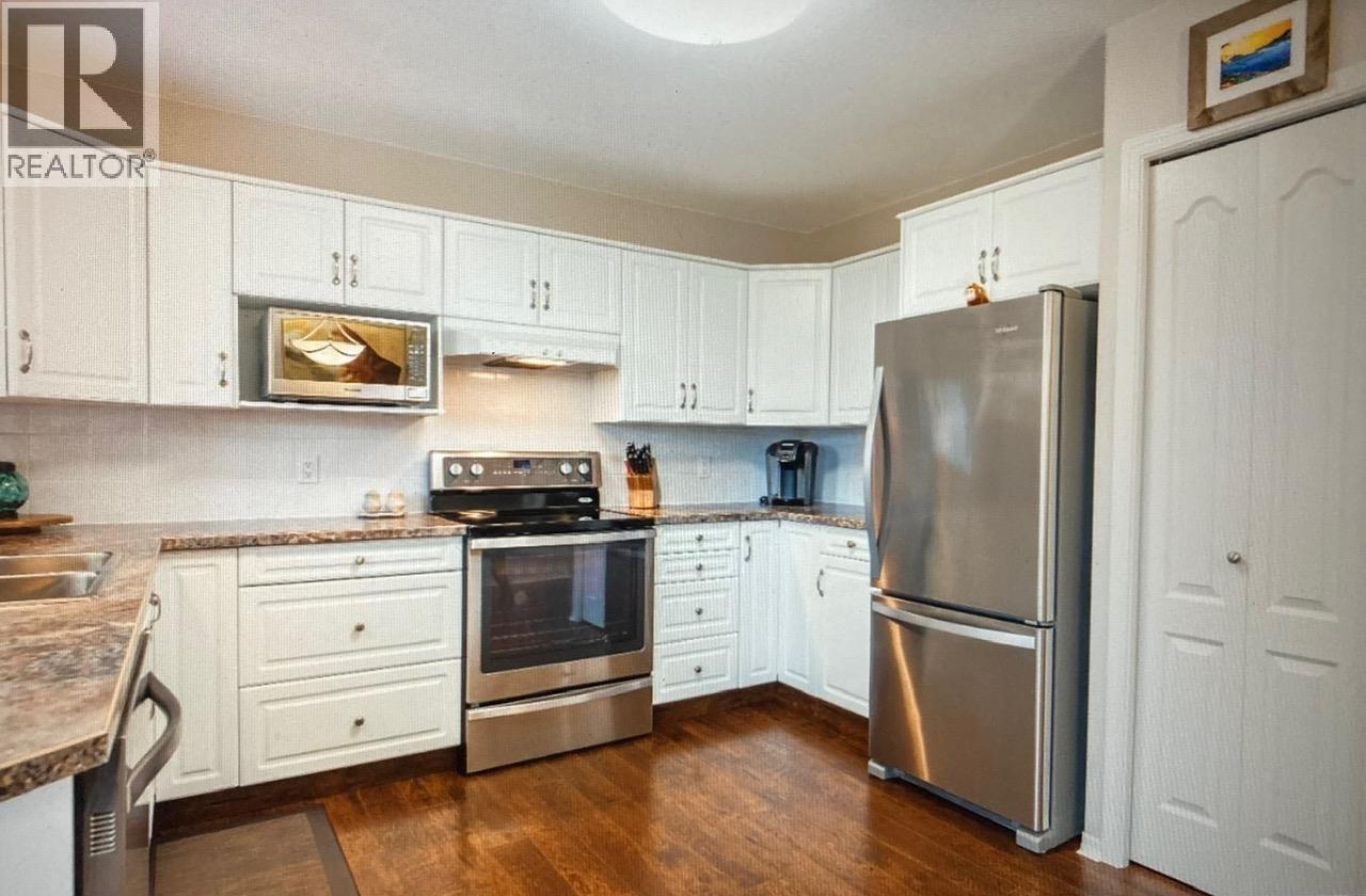3397 14th Avenue, Castlegar, British Columbia  V1N 4G1 - Photo 16 - 10378192