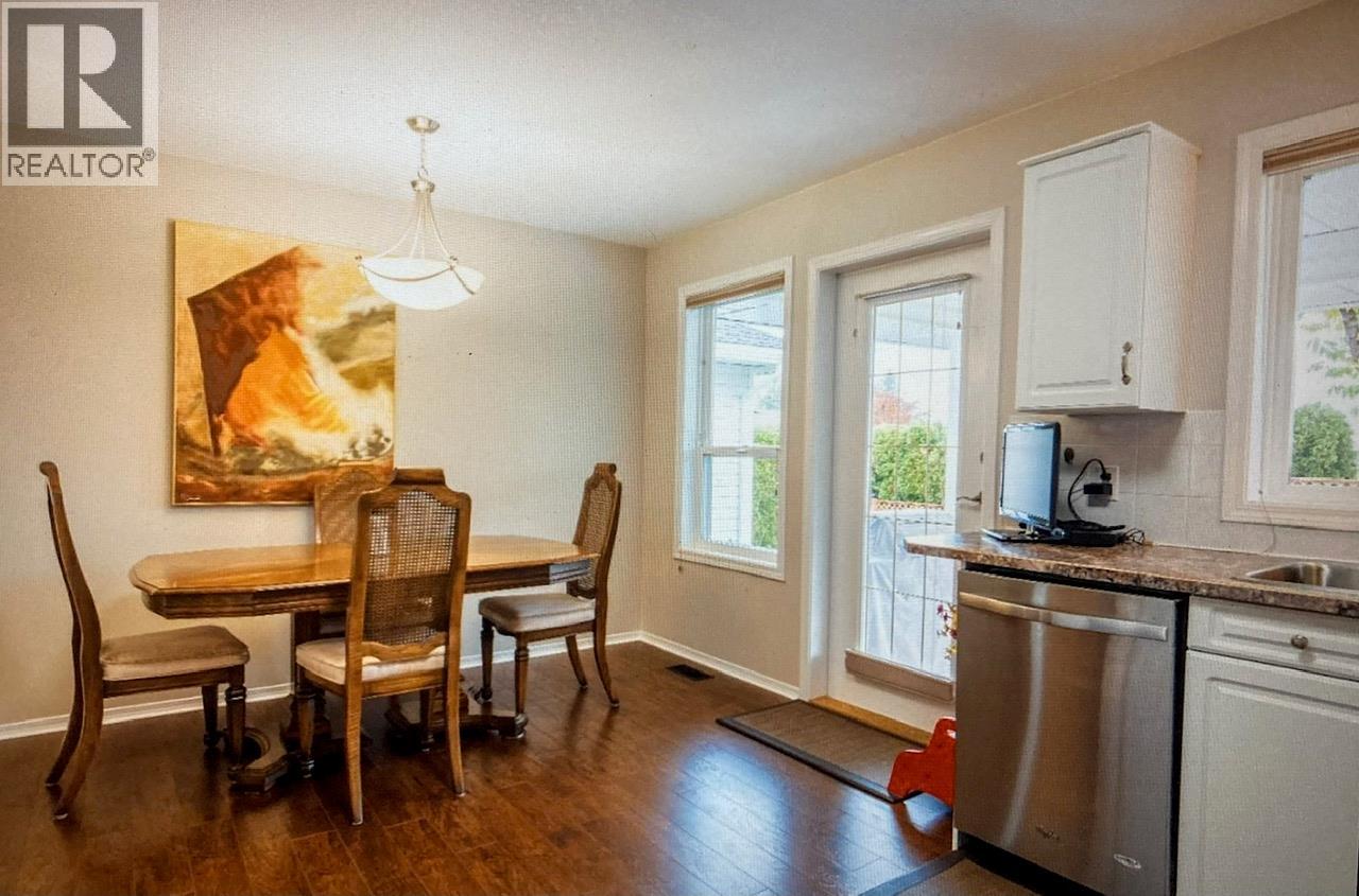 3397 14th Avenue, Castlegar, British Columbia  V1N 4G1 - Photo 18 - 10378192