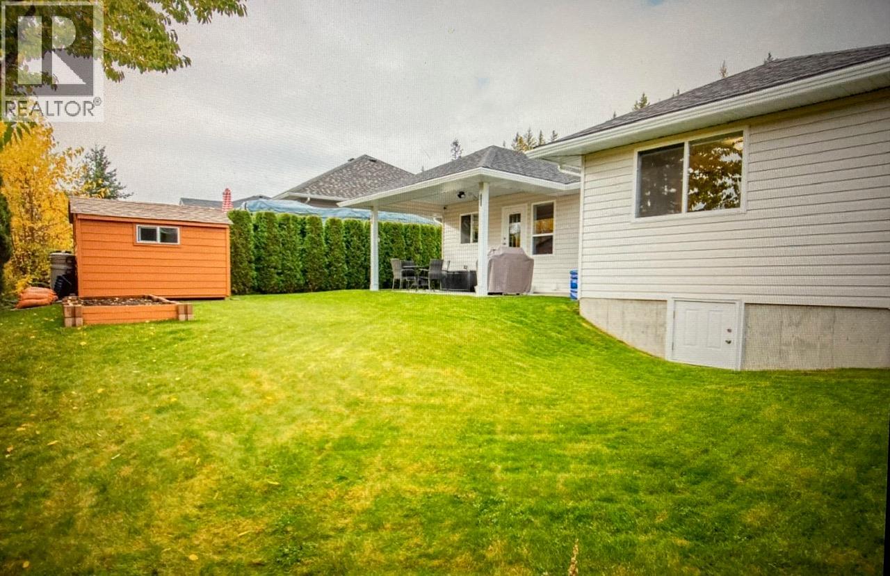 3397 14th Avenue, Castlegar, British Columbia  V1N 4G1 - Photo 36 - 10378192