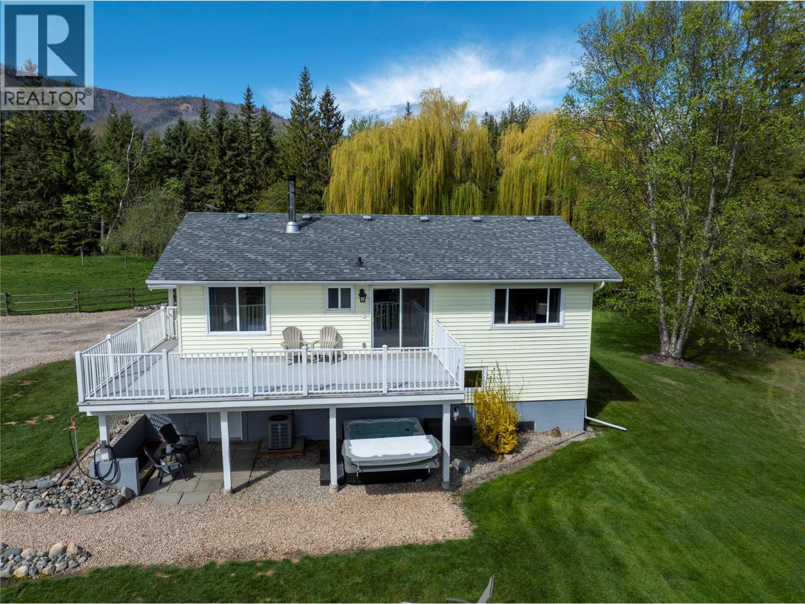 1706 Taylor Road, Sorrento, British Columbia  V0E 2W1 - Photo 12 - 10379303