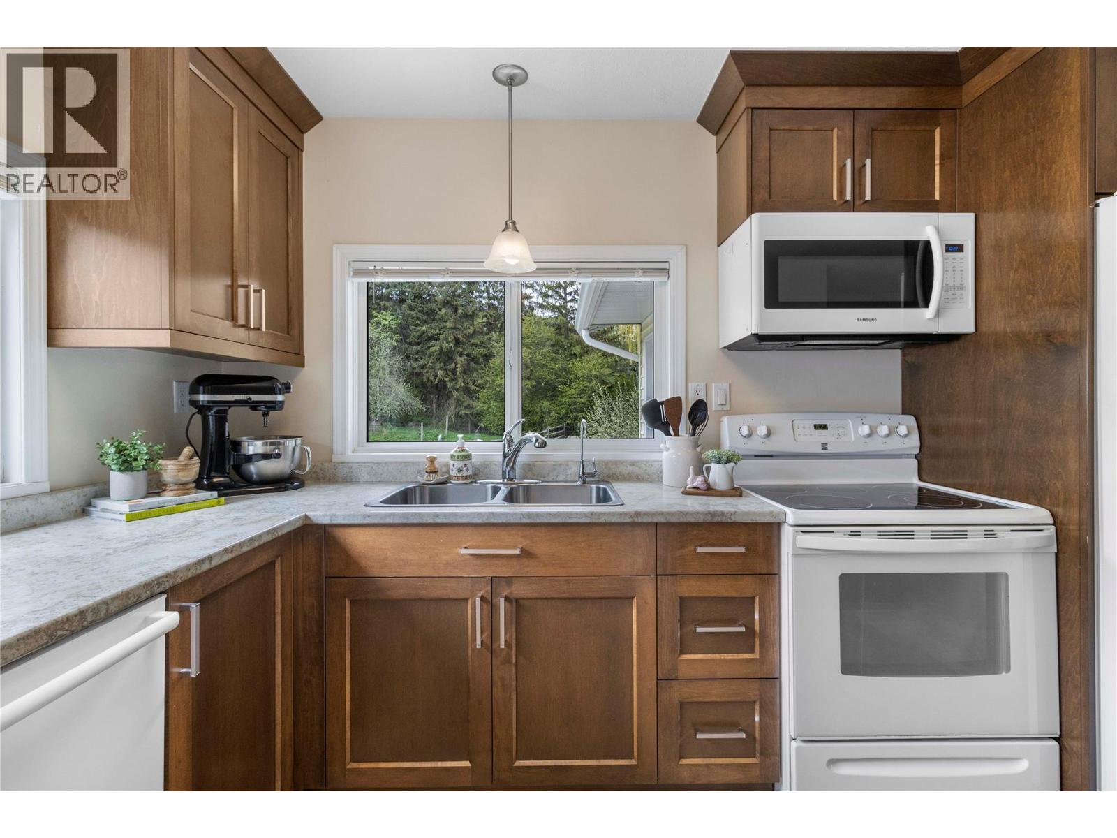 1706 Taylor Road, Sorrento, British Columbia  V0E 2W1 - Photo 20 - 10379303