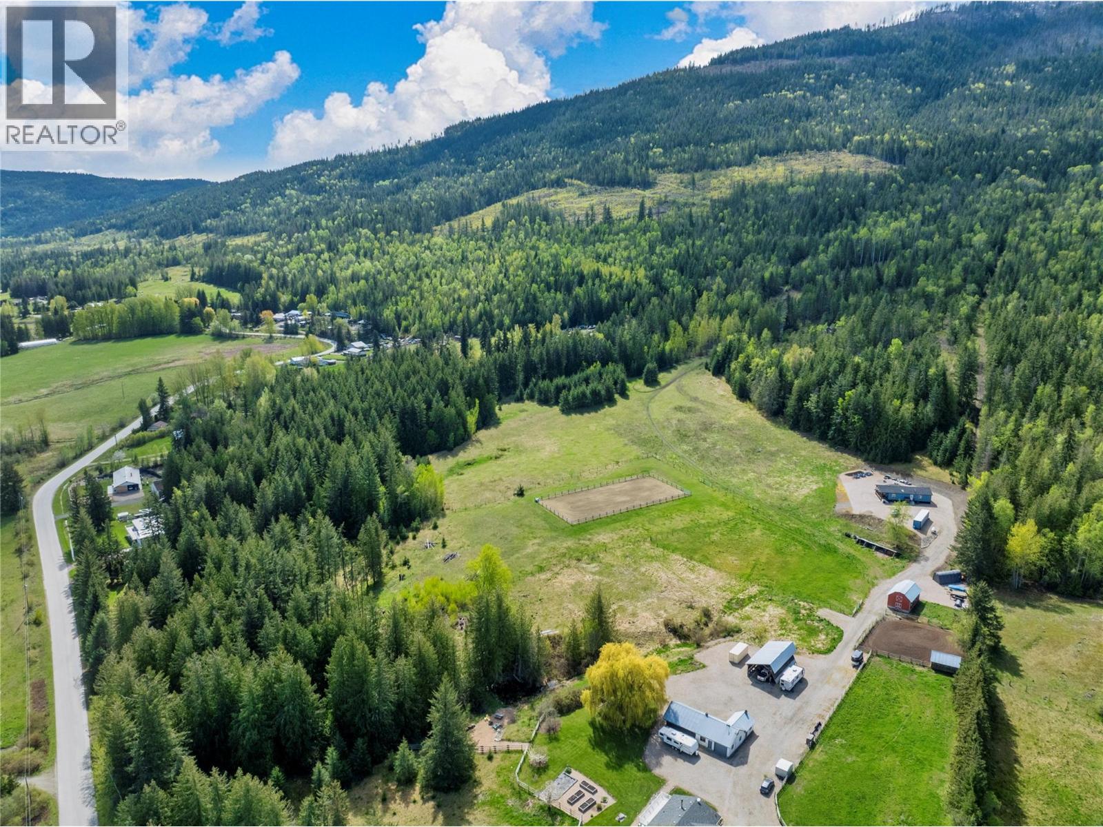 1706 Taylor Road, Sorrento, British Columbia  V0E 2W1 - Photo 3 - 10379303