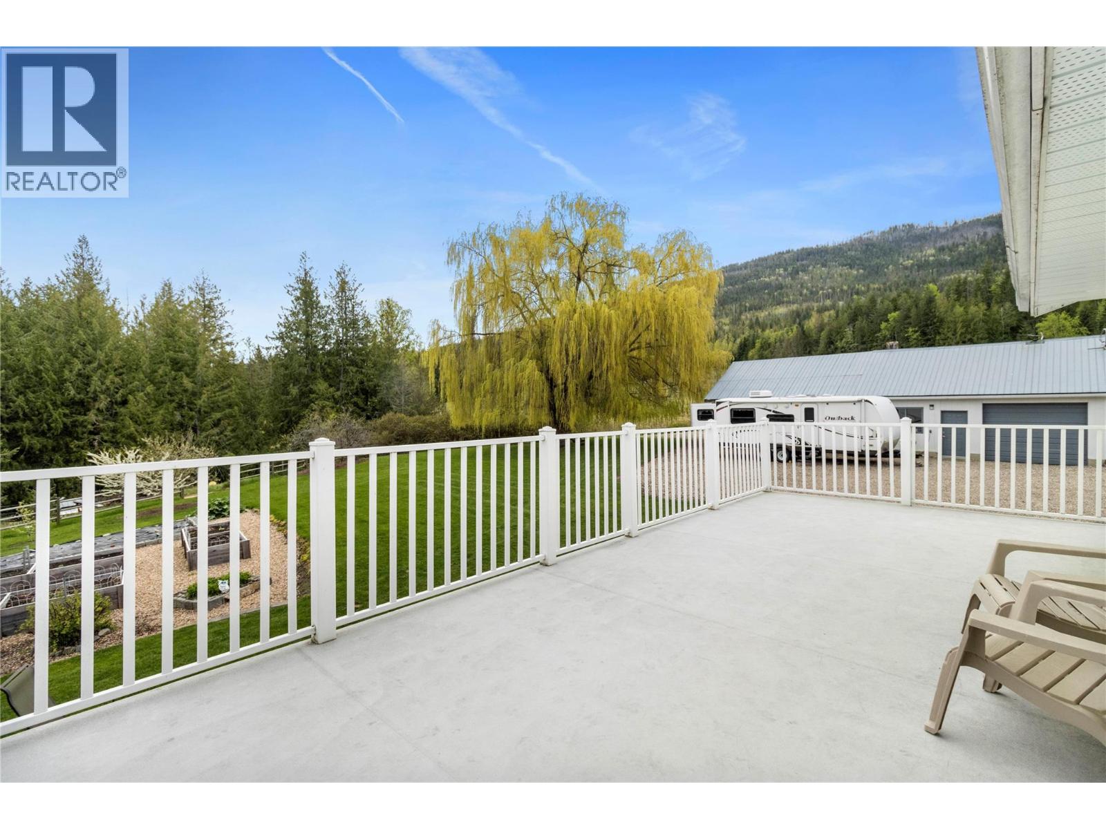 1706 Taylor Road, Sorrento, British Columbia  V0E 2W1 - Photo 33 - 10379303