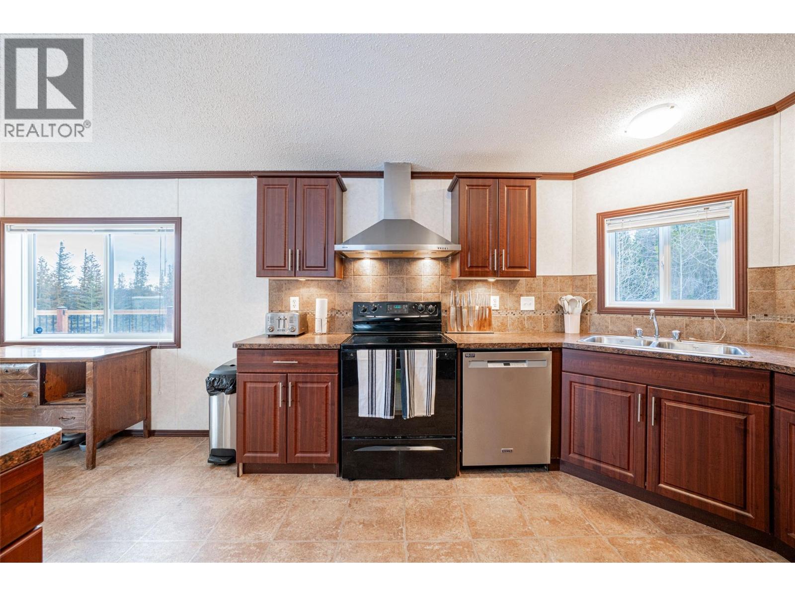650 Bluenose Road, Vernon, British Columbia  V1B 3E7 - Photo 28 - 10378524