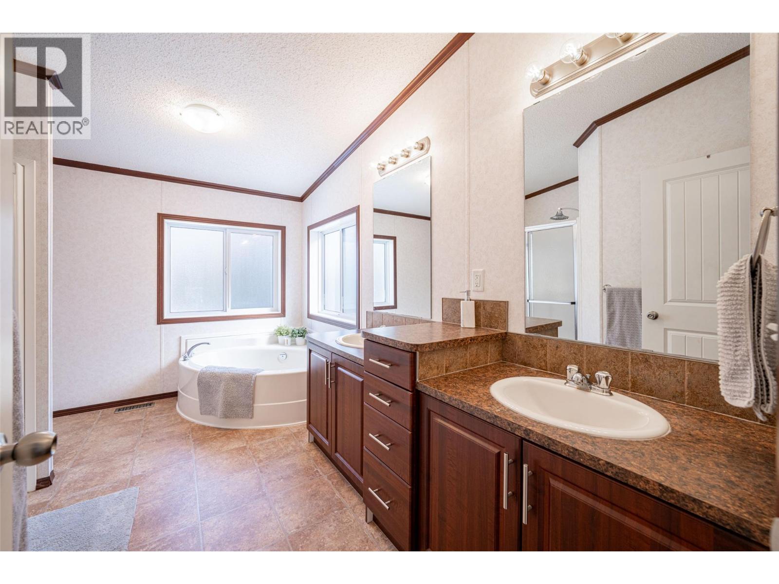 650 Bluenose Road, Vernon, British Columbia  V1B 3E7 - Photo 41 - 10378524