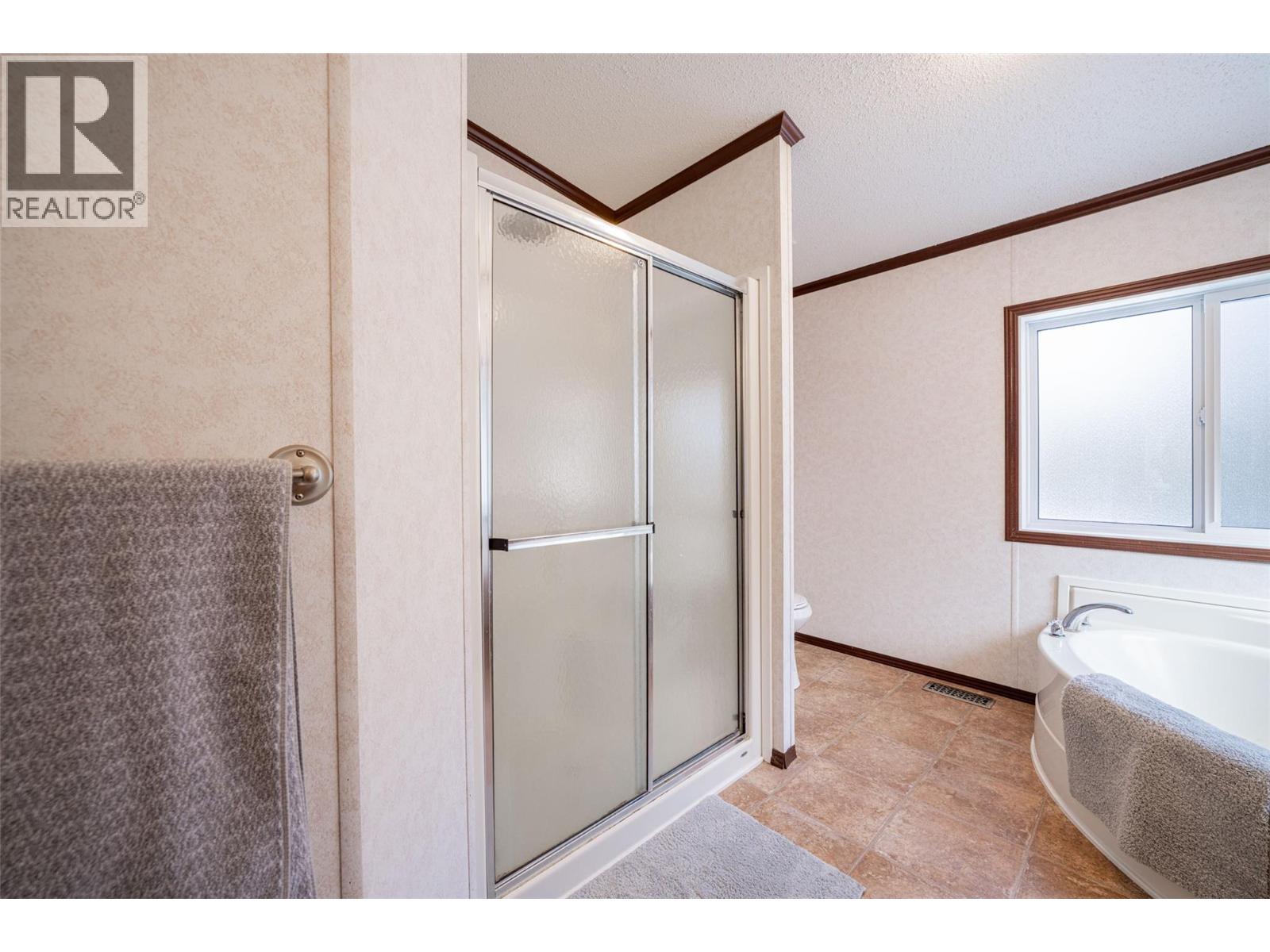 650 Bluenose Road, Vernon, British Columbia  V1B 3E7 - Photo 42 - 10378524