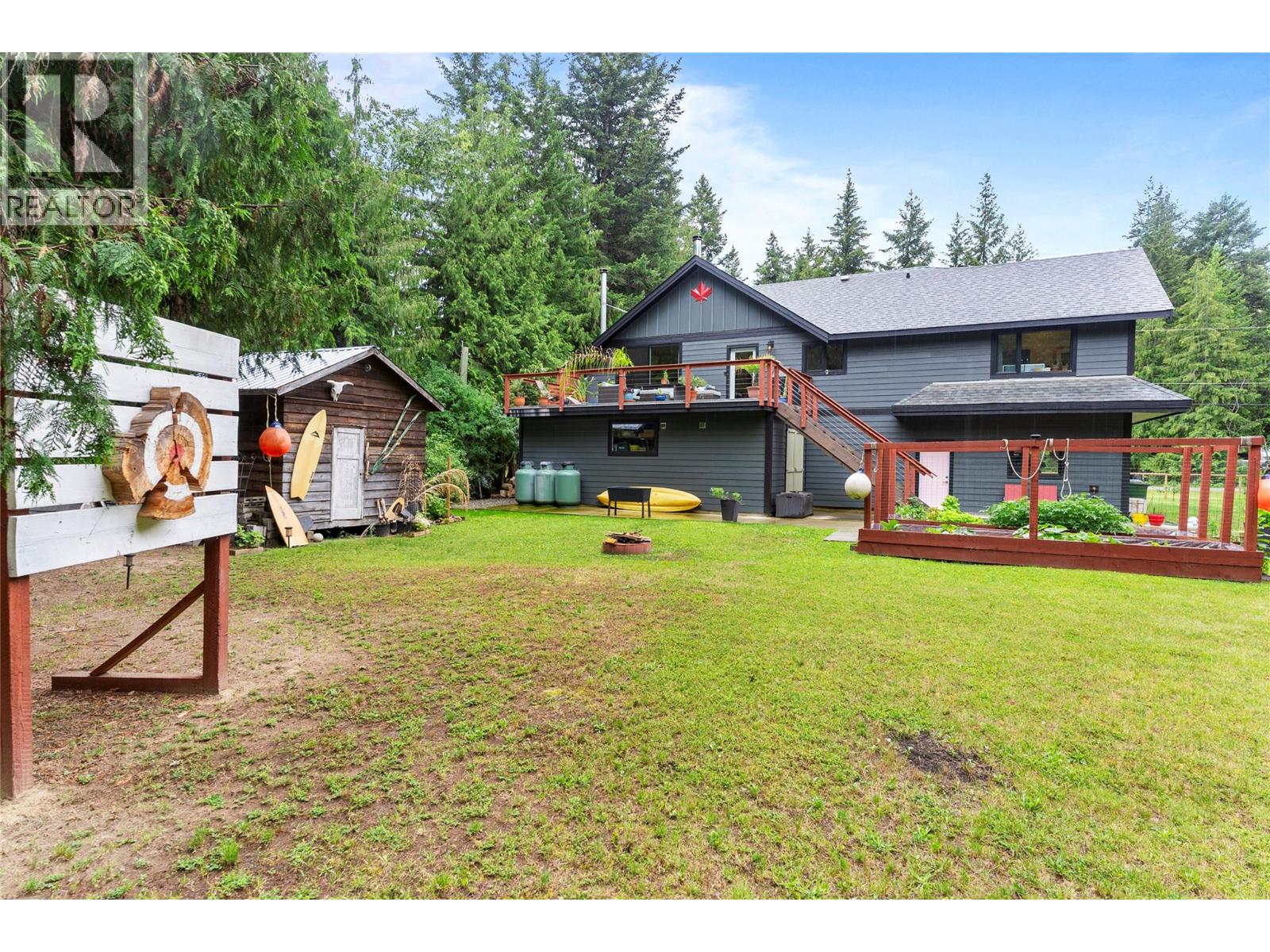 4037 Santa Road, Scotch Creek, British Columbia  V0E 1M5 - Photo 3 - 10379820