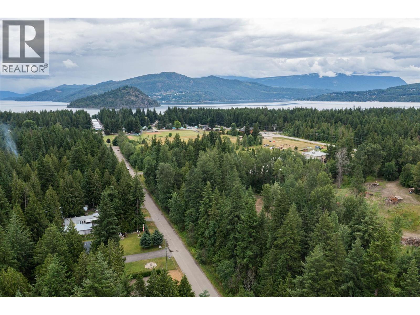 4037 Santa Road, Scotch Creek, British Columbia  V0E 1M5 - Photo 50 - 10379820