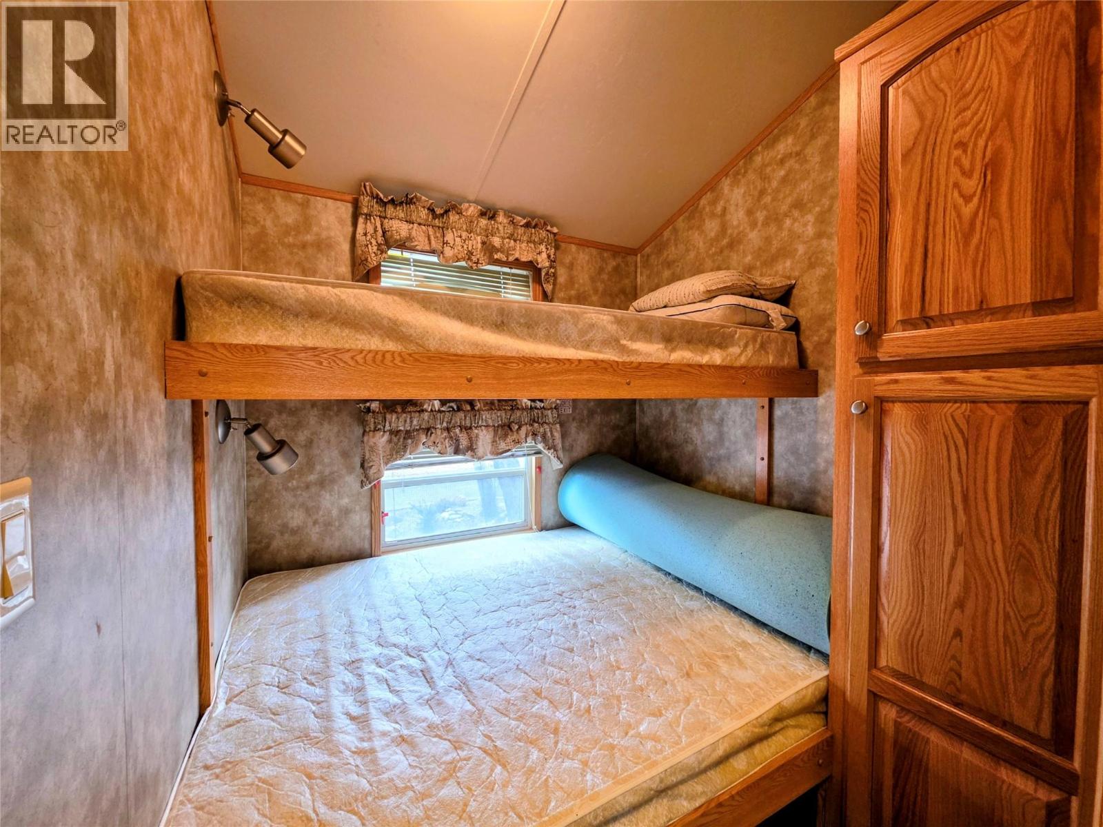 4856 Lynx Drive, Radium Hot Springs, British Columbia  V0A 1M0 - Photo 11 - 10379097