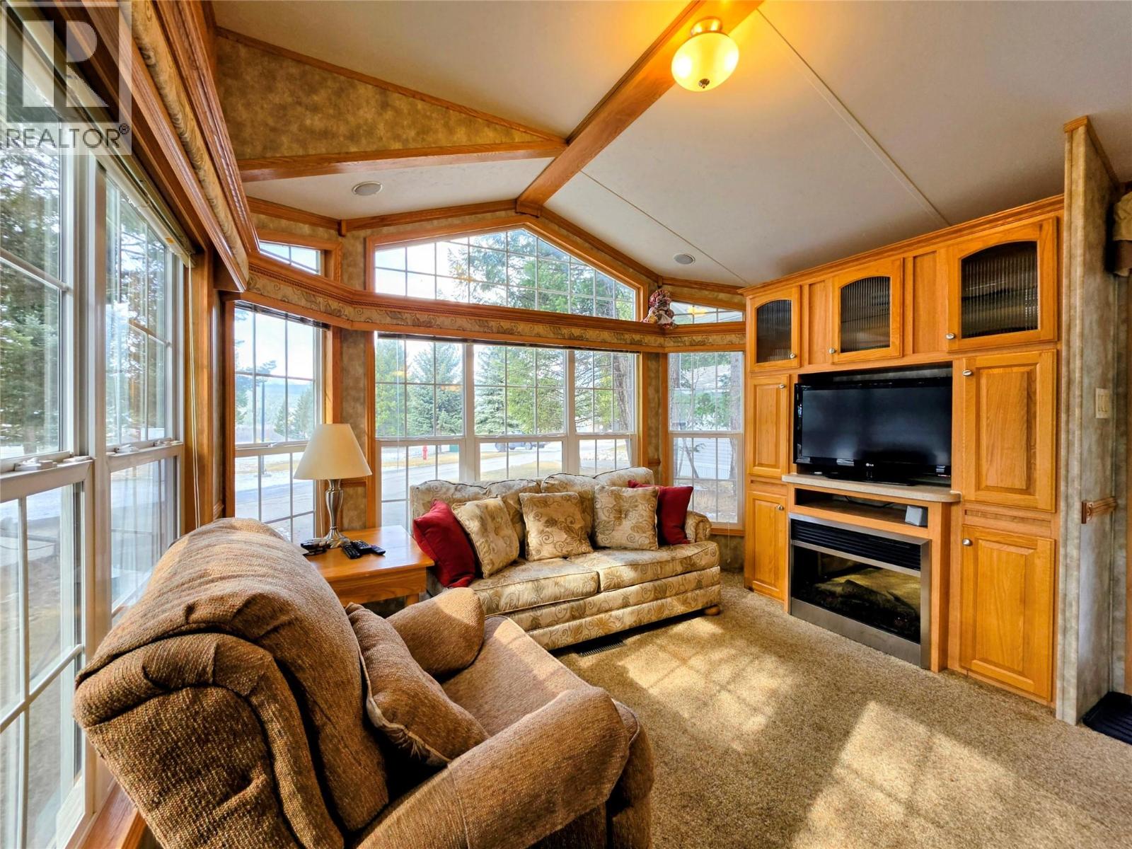 4856 Lynx Drive, Radium Hot Springs, British Columbia  V0A 1M0 - Photo 4 - 10379097