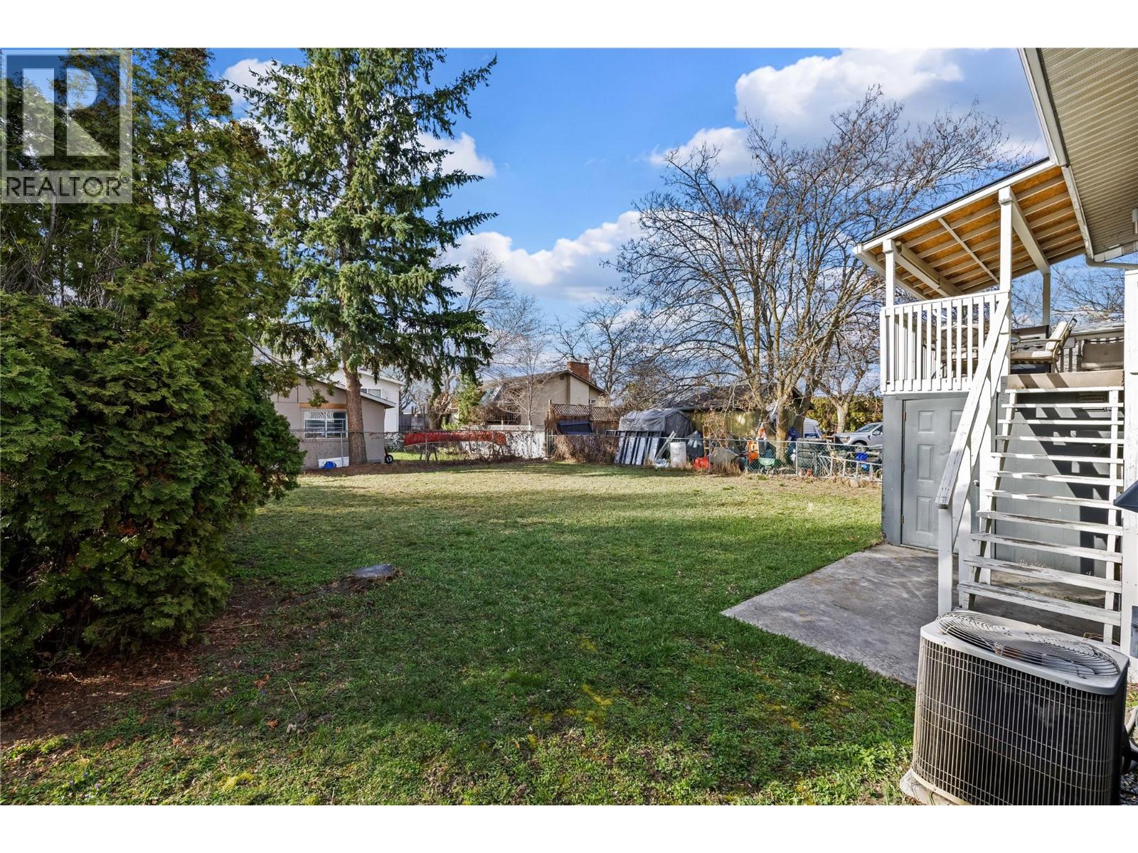 909 Grenfell Court, Kelowna, British Columbia  V1Y 8C5 - Photo 24 - 10379896