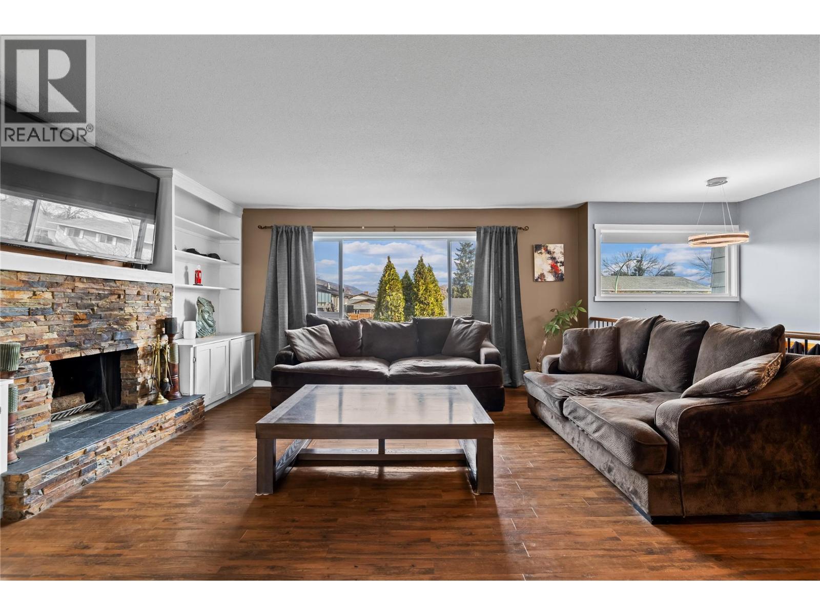 909 Grenfell Court, Kelowna, British Columbia  V1Y 8C5 - Photo 5 - 10379896