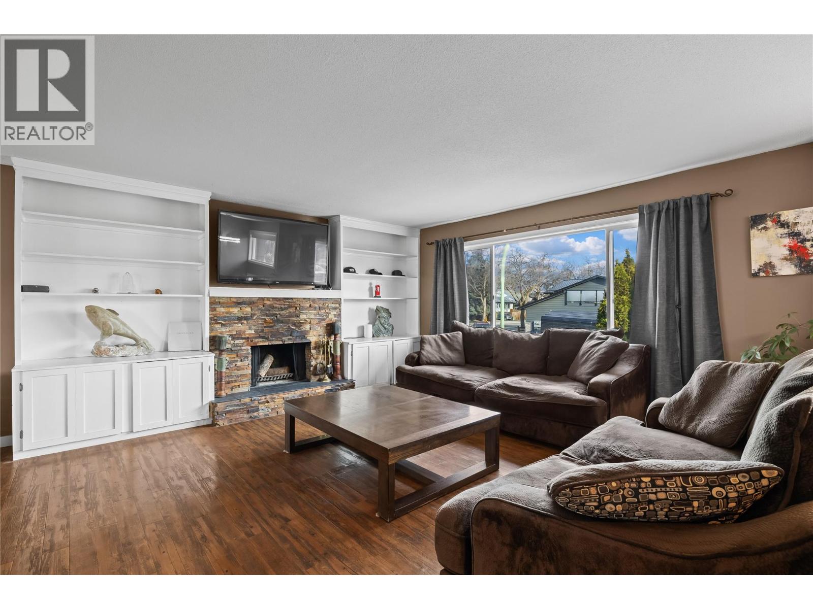 909 Grenfell Court, Kelowna, British Columbia  V1Y 8C5 - Photo 6 - 10379896