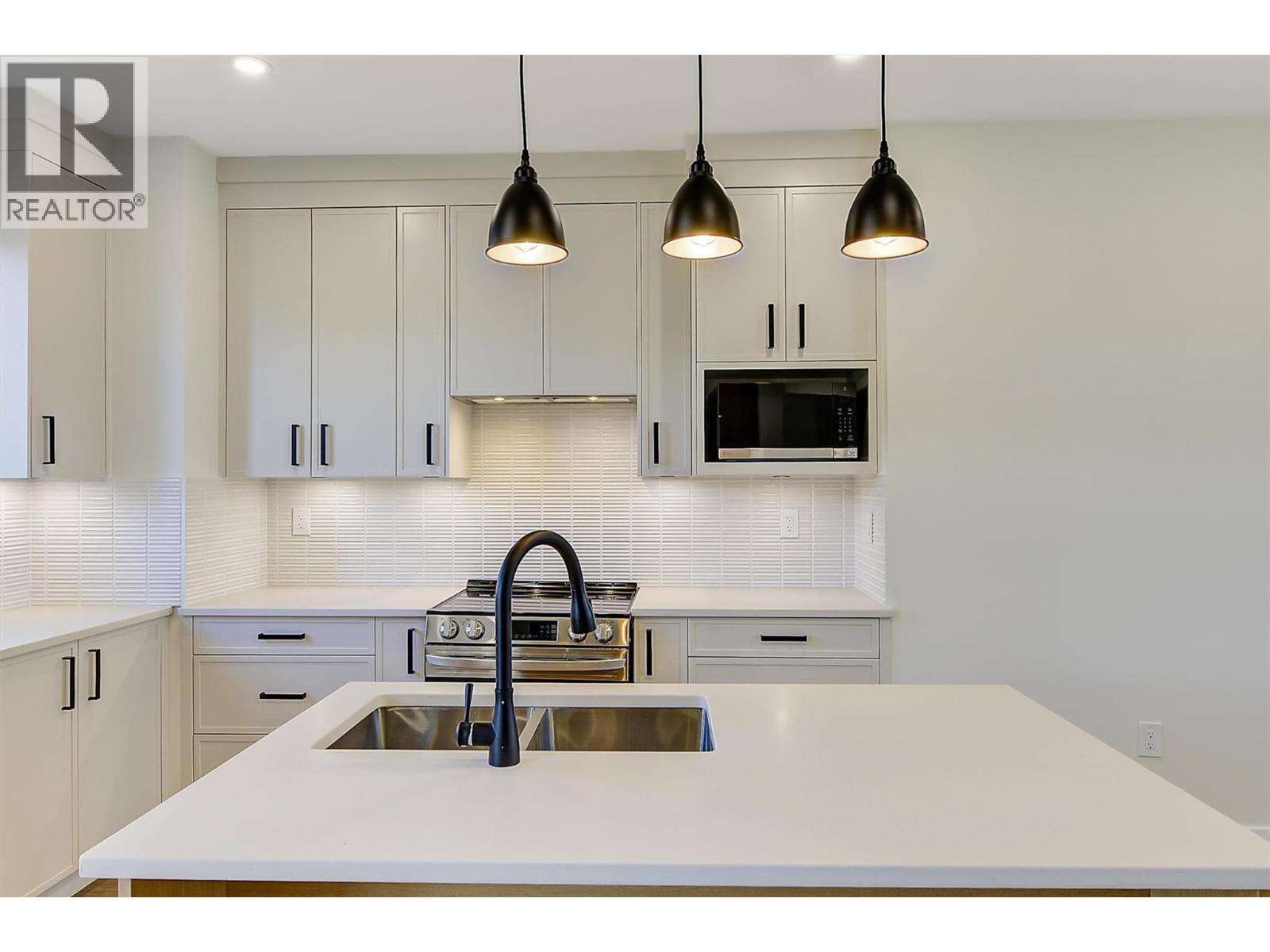 3590 Redecopp Road Unit# 6, Lake Country, British Columbia  V4V 1X5 - Photo 10 - 10378890